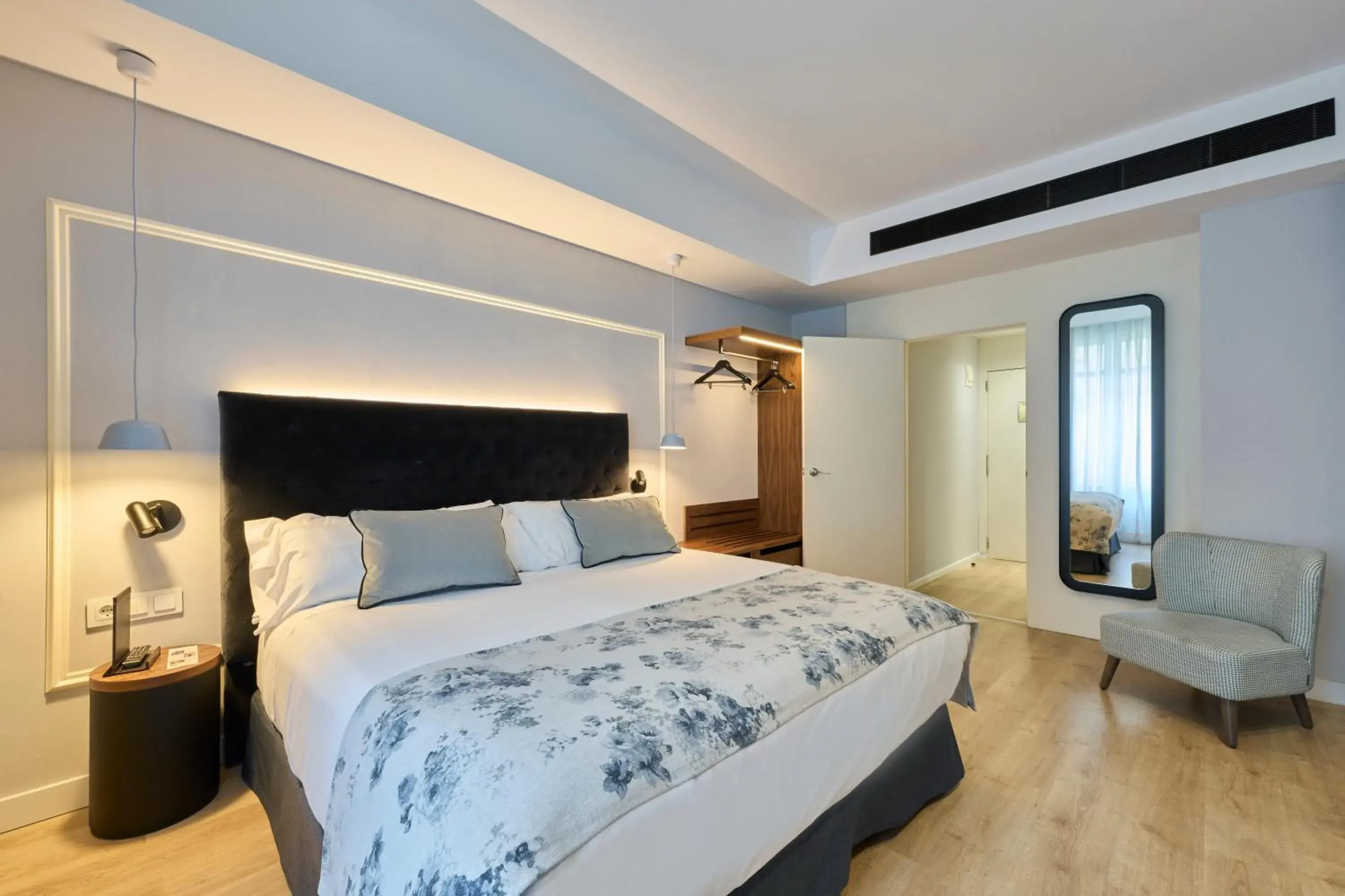 Premium Double or Twin Room in Catalonia El Pilar Premium Double or Twin Room in Catalonia El Pilar