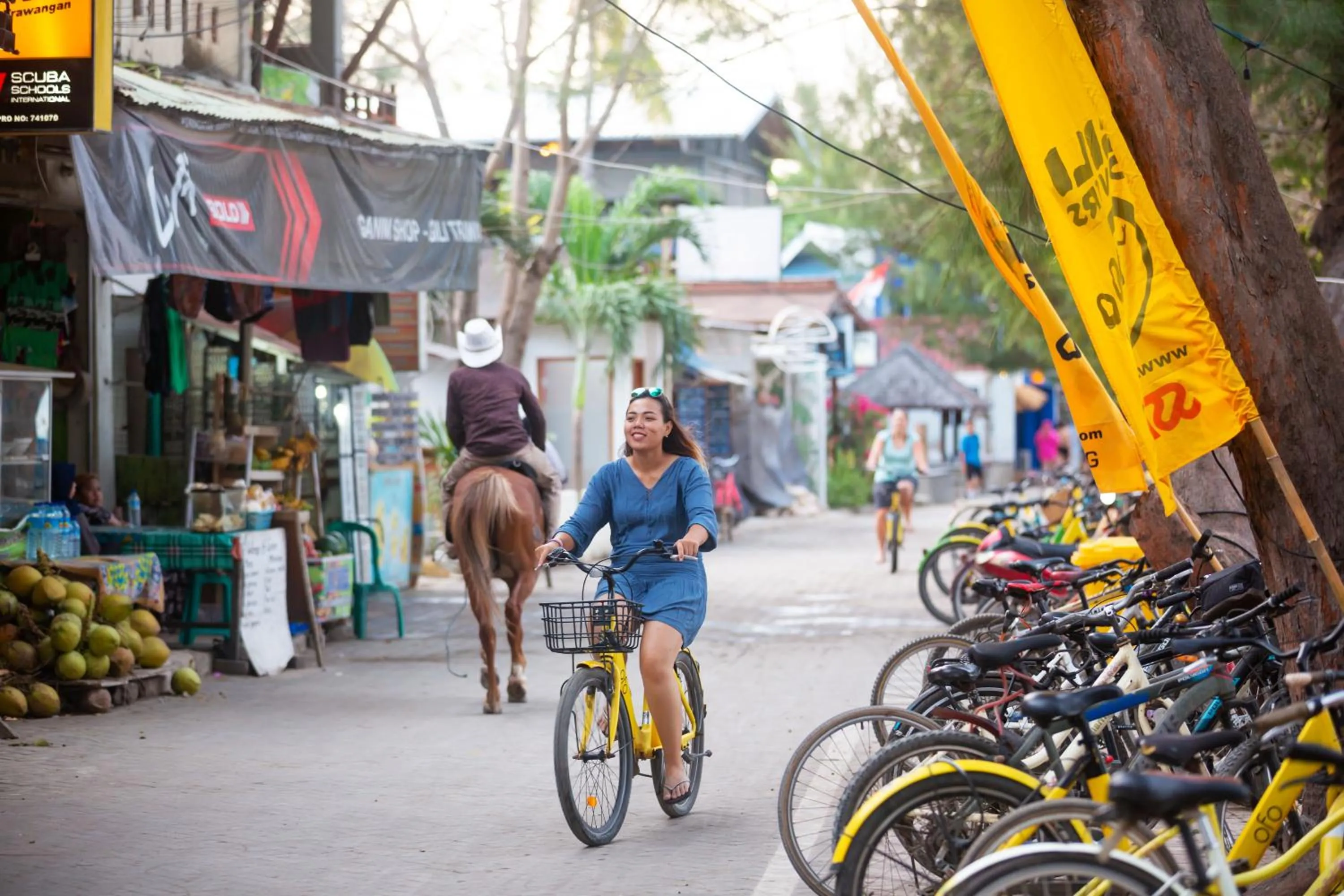 Activities in Kidi's Lodge Gilitrawangan