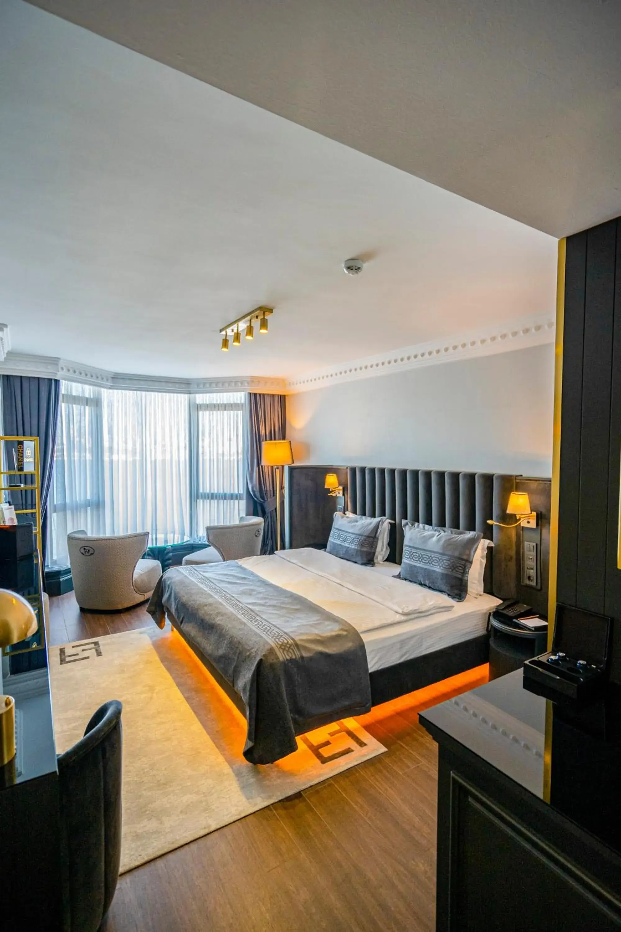 Bed in A11 HOTEL BOSPHORUS Bed in A11 HOTEL BOSPHORUS