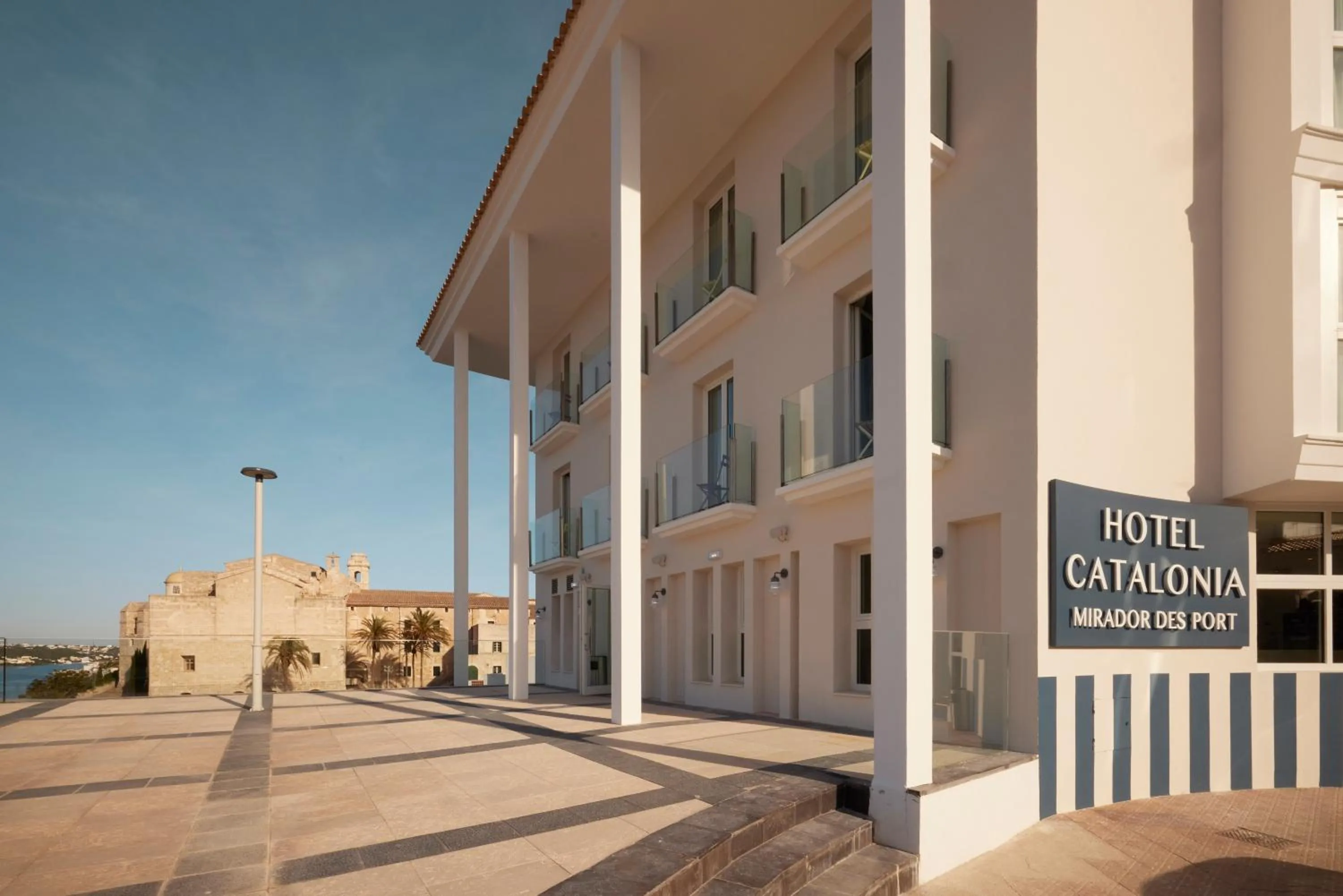 Facade/entrance in Catalonia Mirador des Port