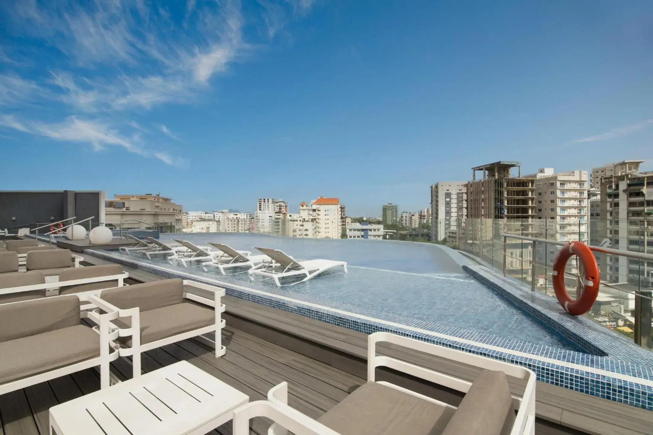 Swimming pool in Embassy Suites by Hilton Santo Domingo Swimming pool in Embassy Suites by Hilton Santo Domingo