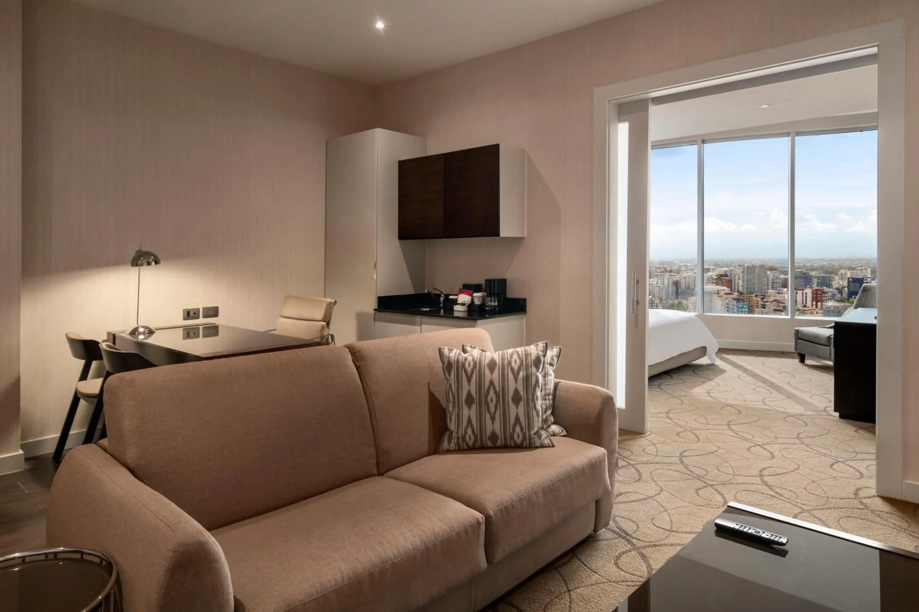 Living room in Embassy Suites by Hilton Santo Domingo