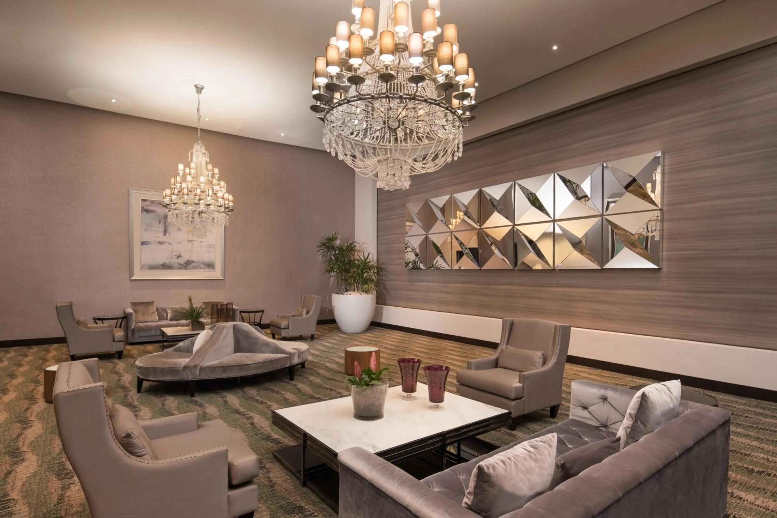 Meeting/conference room in Embassy Suites by Hilton Santo Domingo