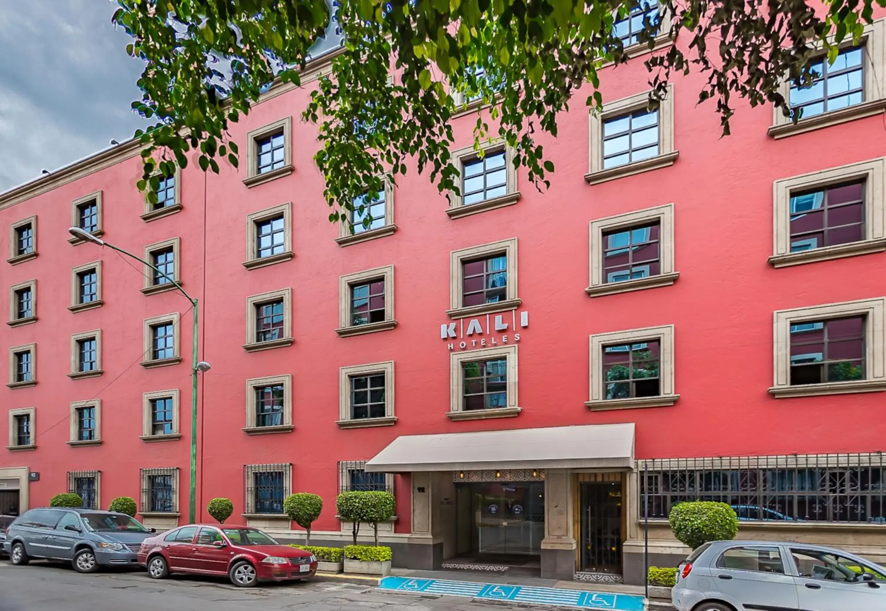 Property building in KALI Ciudadela Mexico City Property building in KALI Ciudadela Mexico City