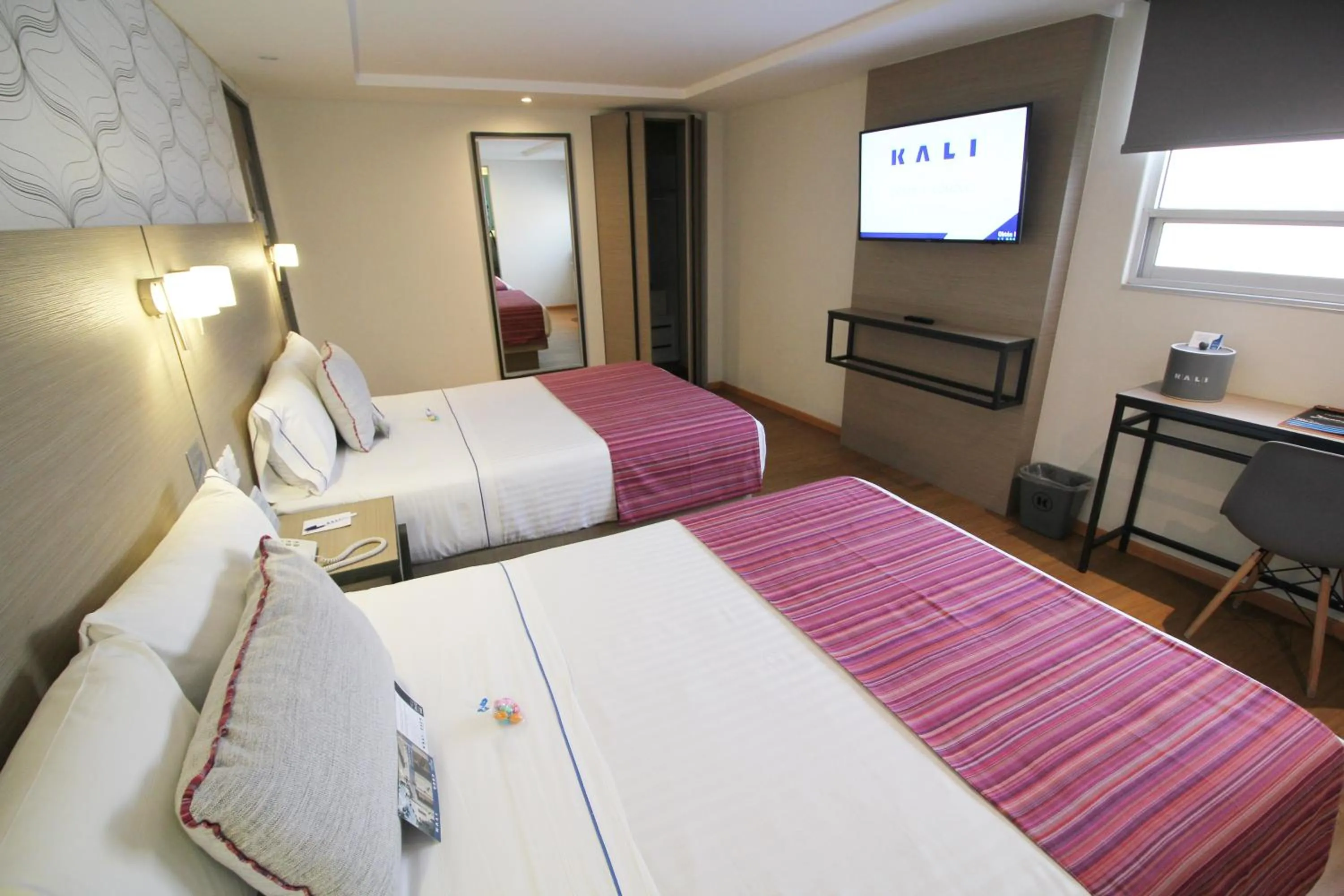 TV and multimedia, Bed in KALI Ciudadela Mexico City