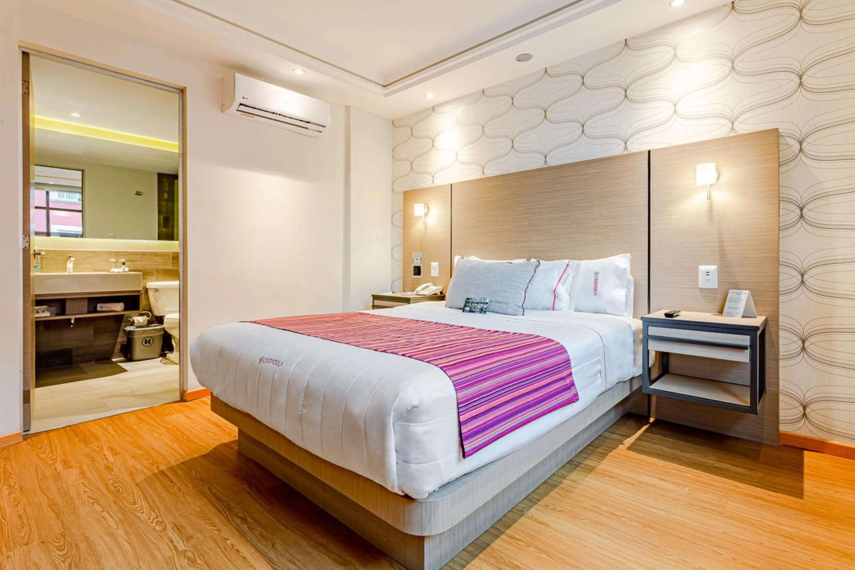 Bed in KALI Ciudadela Mexico City