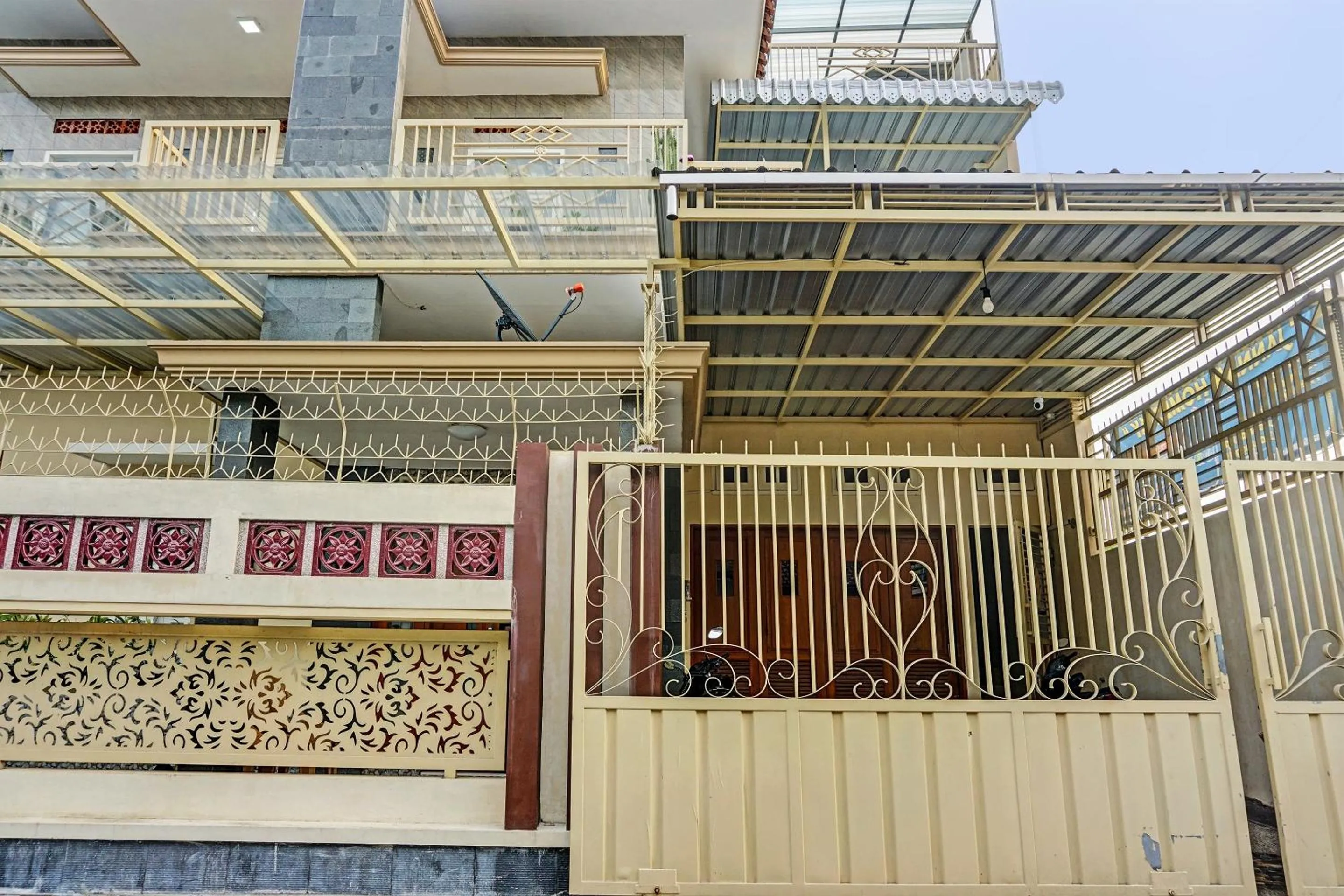 Facade/entrance in OYO 91707 Jannah Homestay Syariah