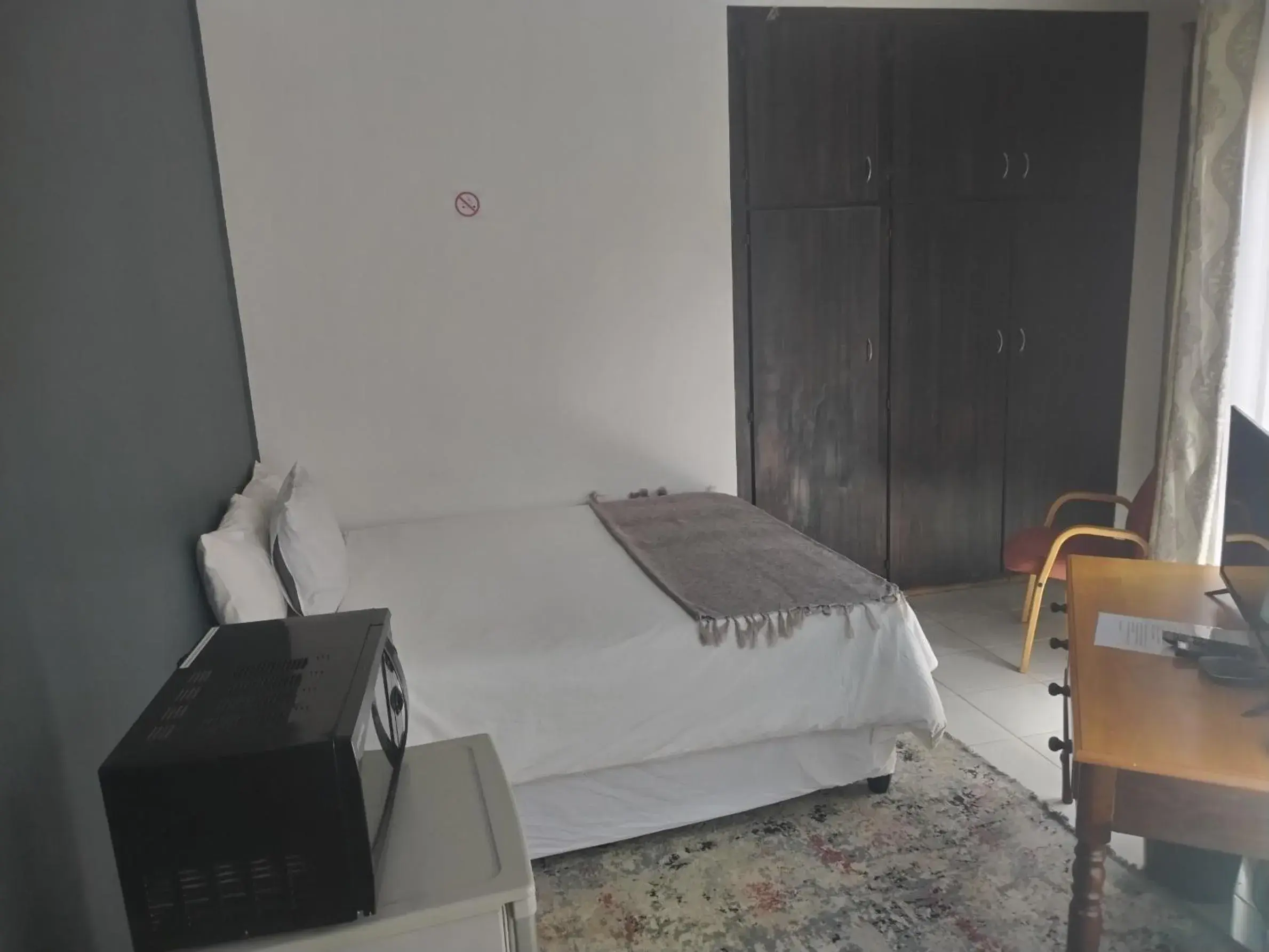 Bed in 54 Brecher Bed in 54 Brecher