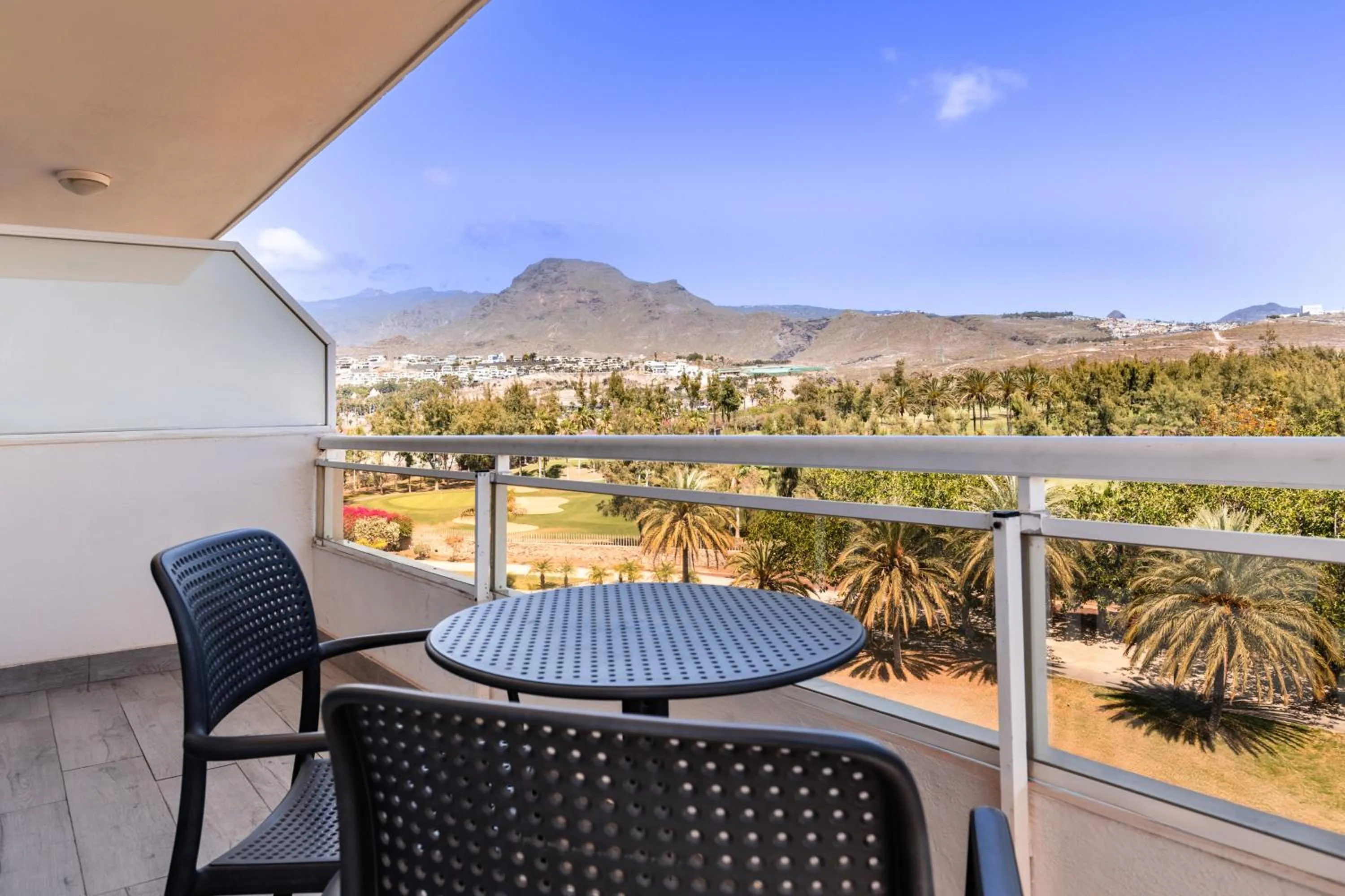 Day in Catalonia Oro Negro