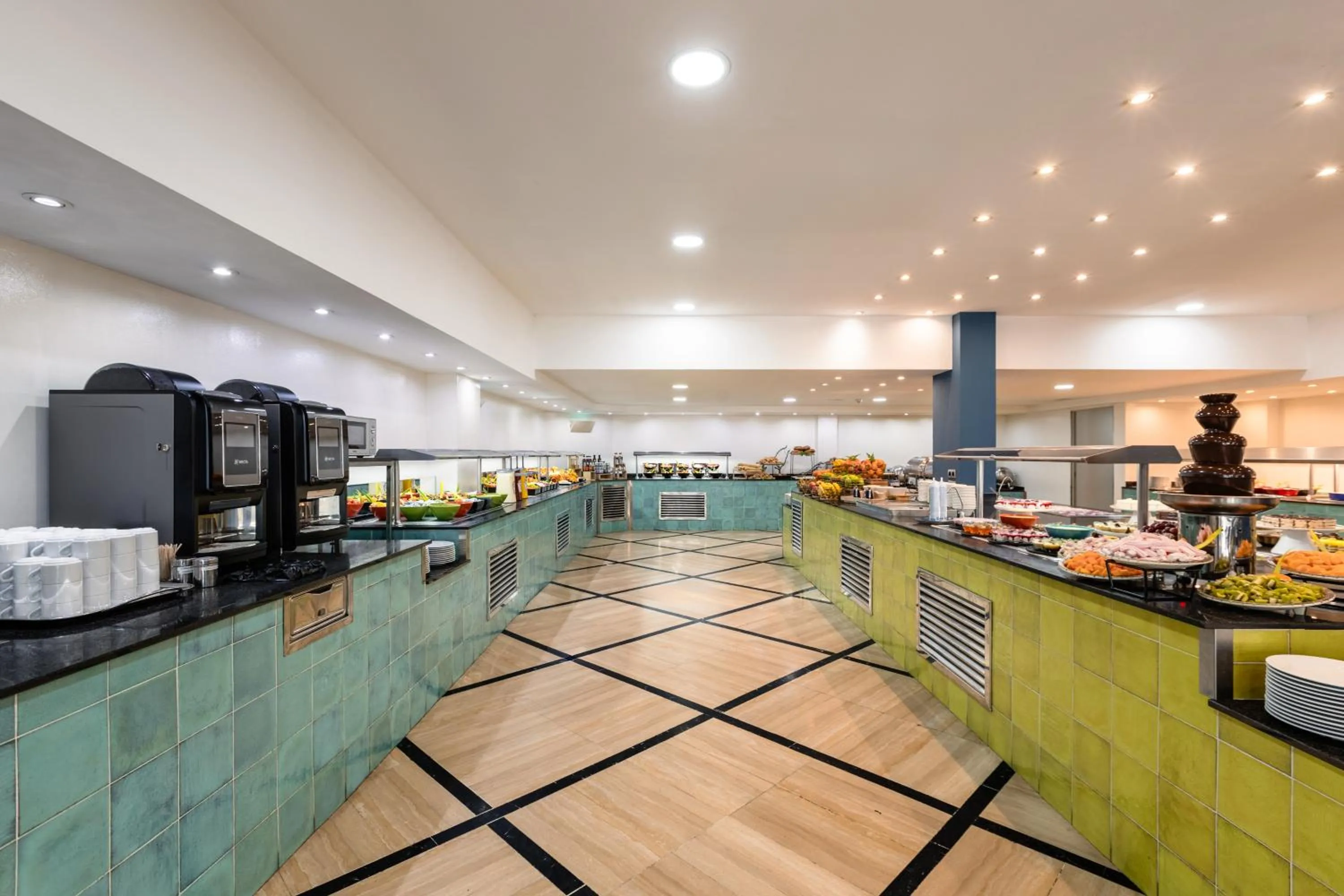 Restaurant/places to eat in Catalonia Oro Negro