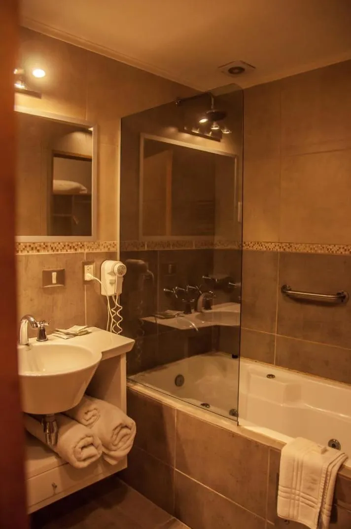 Los Robles Apart & Spa