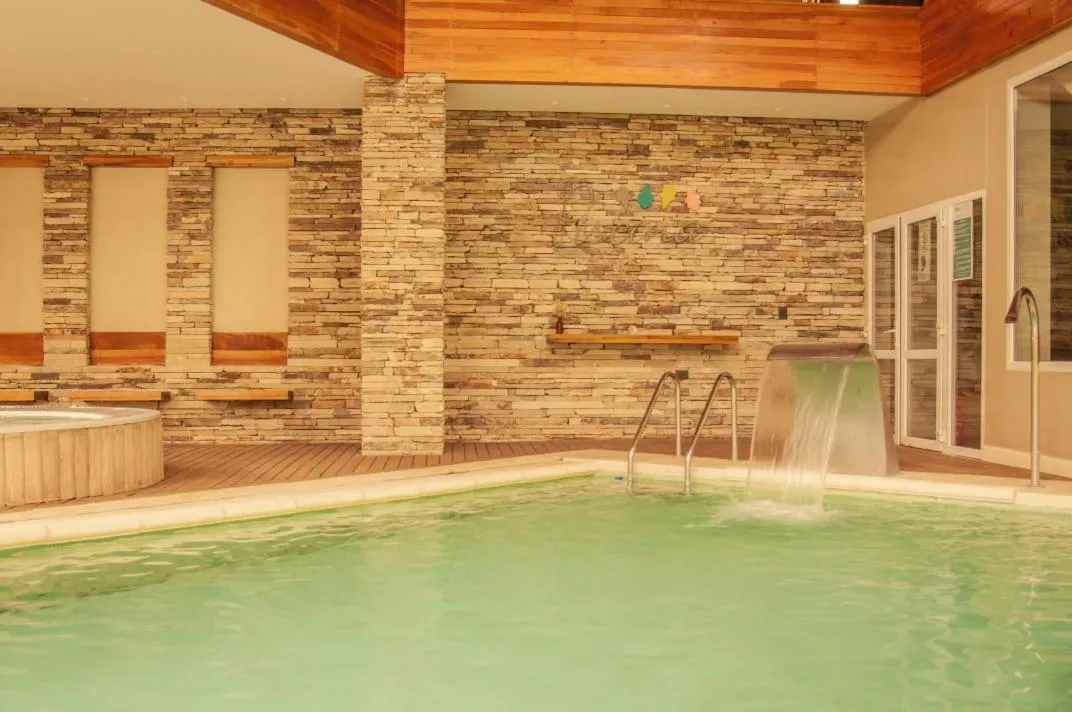 Los Robles Apart & Spa