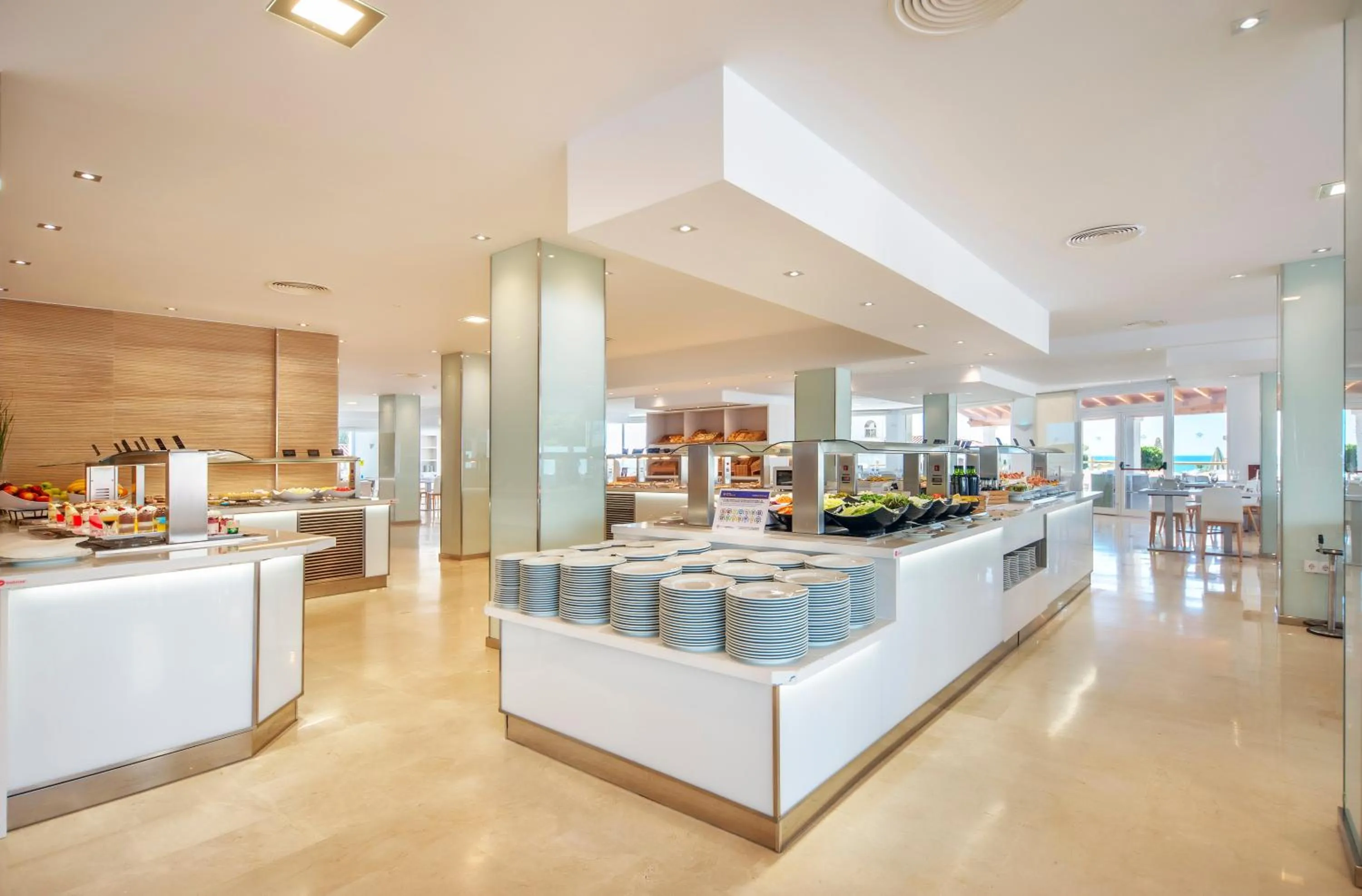 Restaurant/places to eat in Globales Gardenia