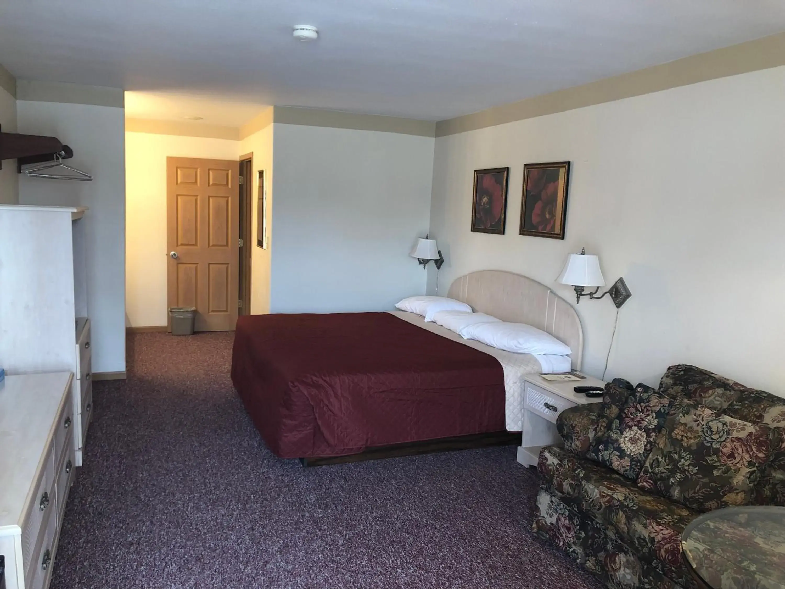 Bed in Wheels Motel Bed in Wheels Motel