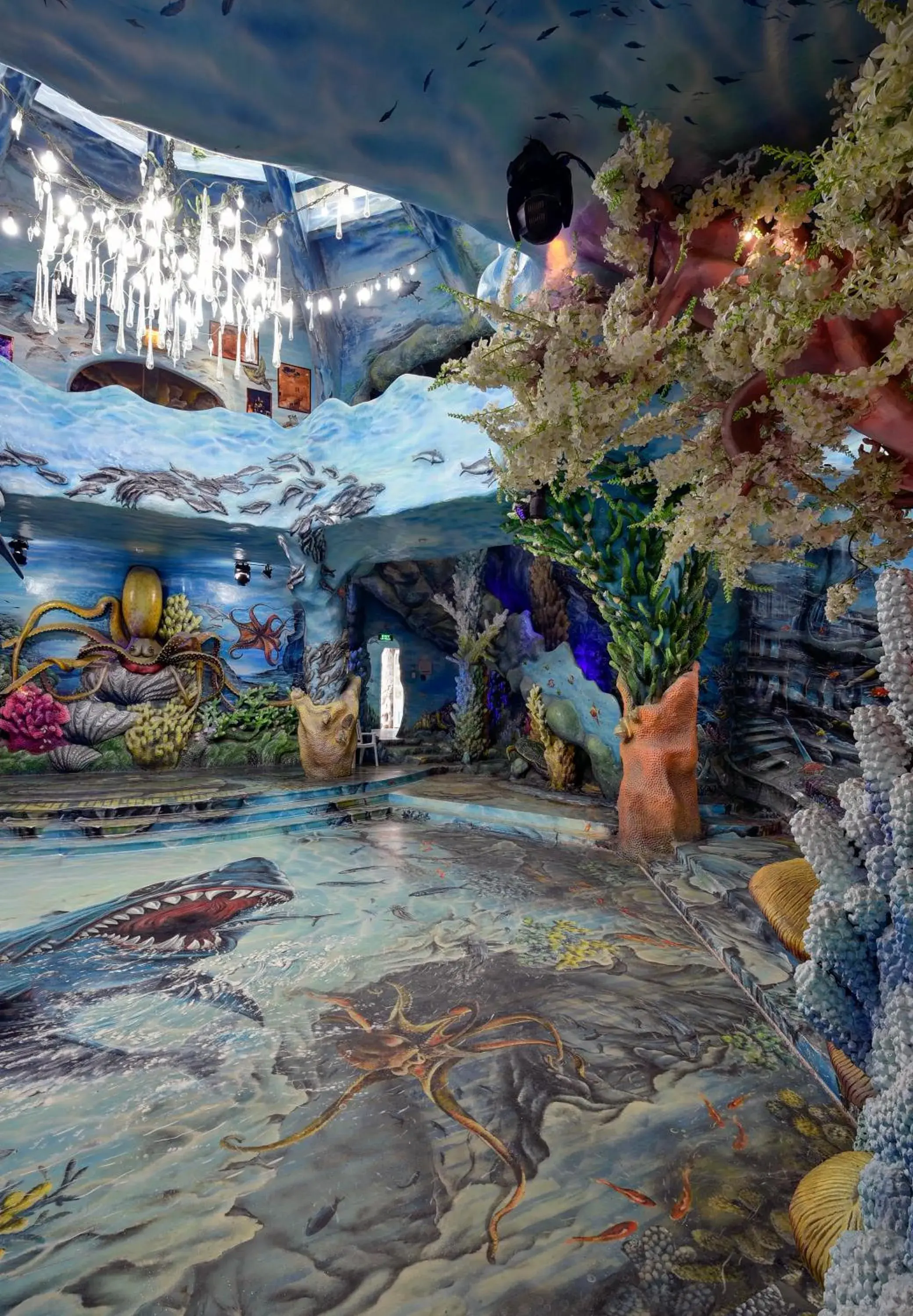 Breakfast in Crazy House Breakfast in Crazy House