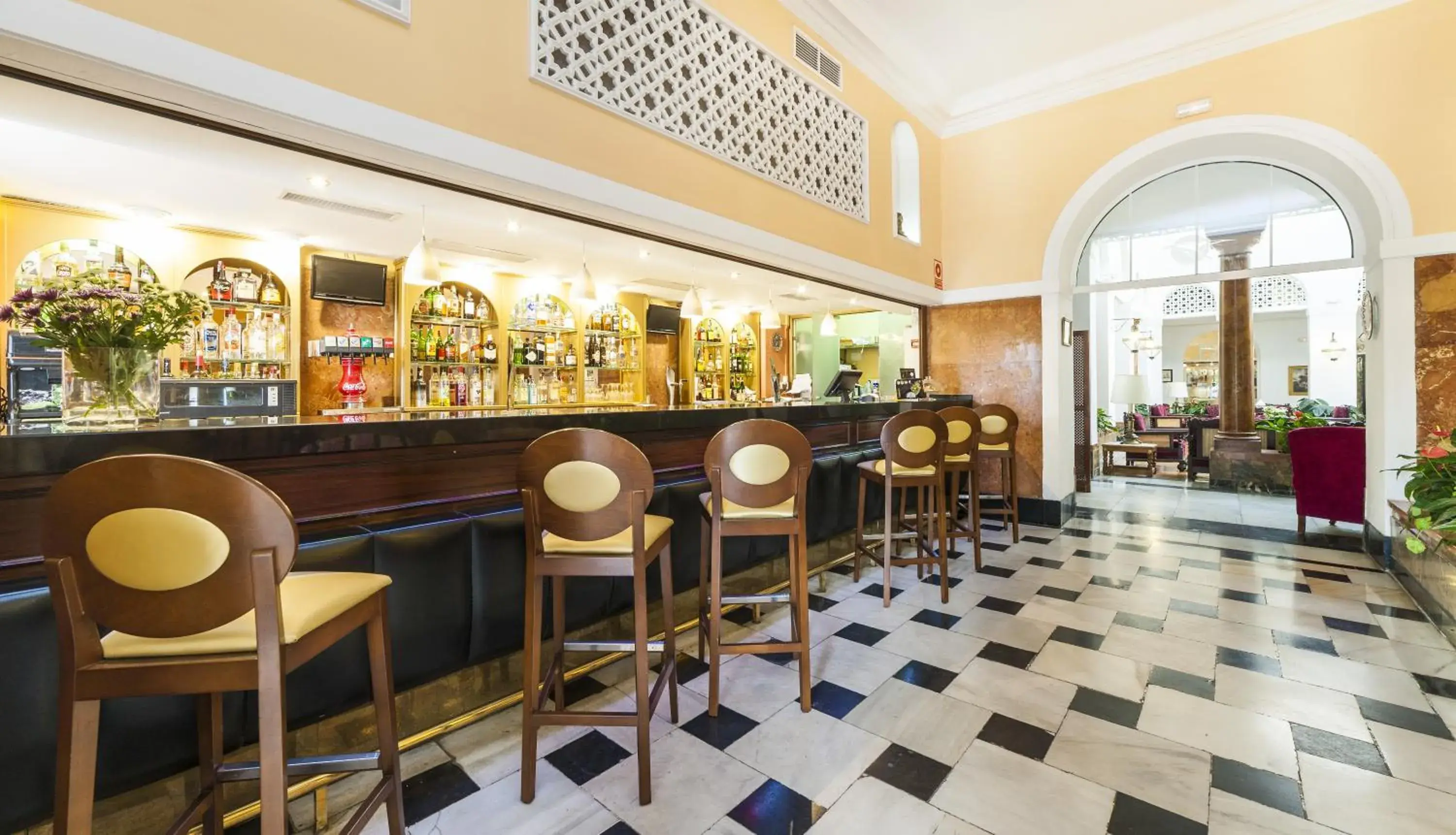 Lounge or bar in Globales Reina Cristina Lounge or bar in Globales Reina Cristina