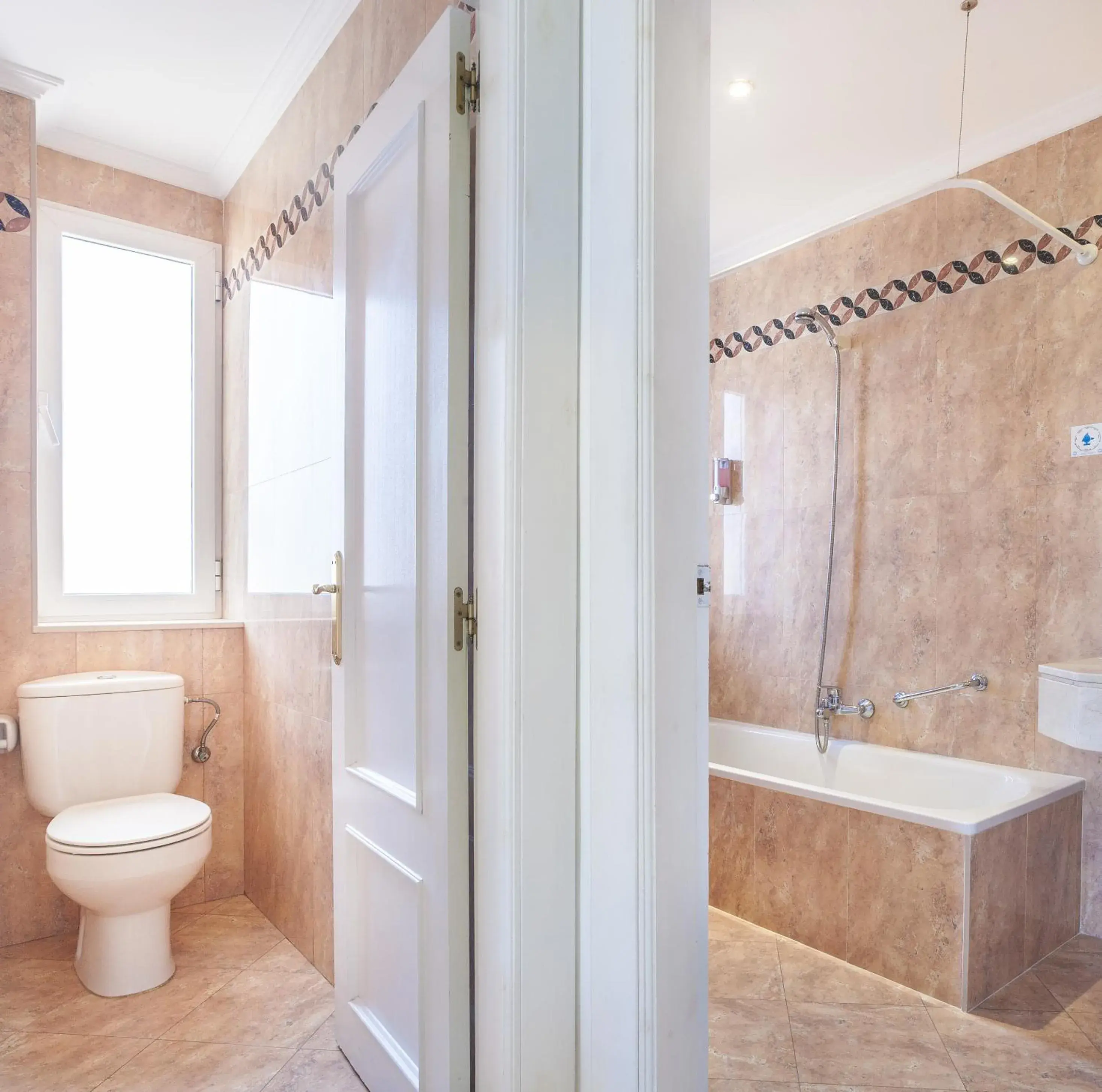 Double Room in Globales Reina Cristina Double Room in Globales Reina Cristina