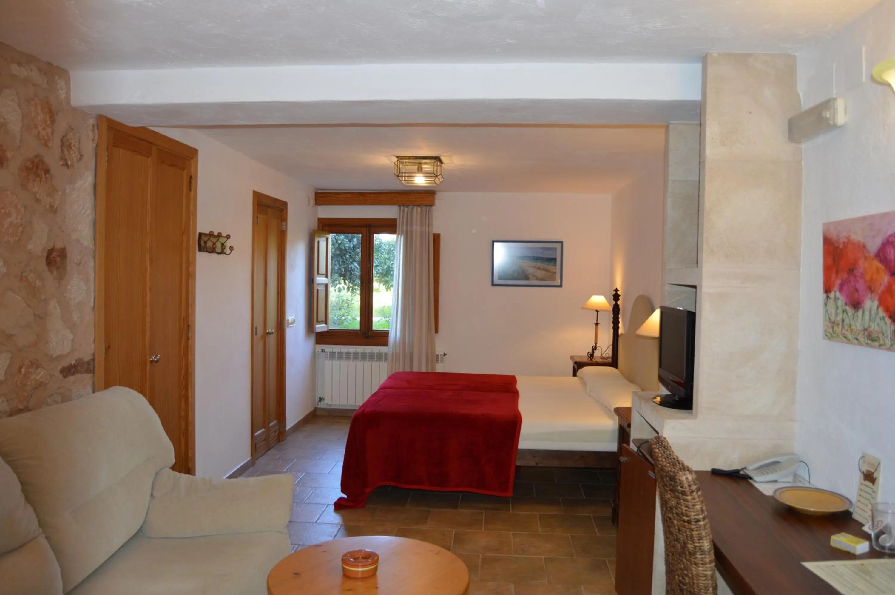 Photo of the whole room, Bed in Sa Carrotja - Adults Only