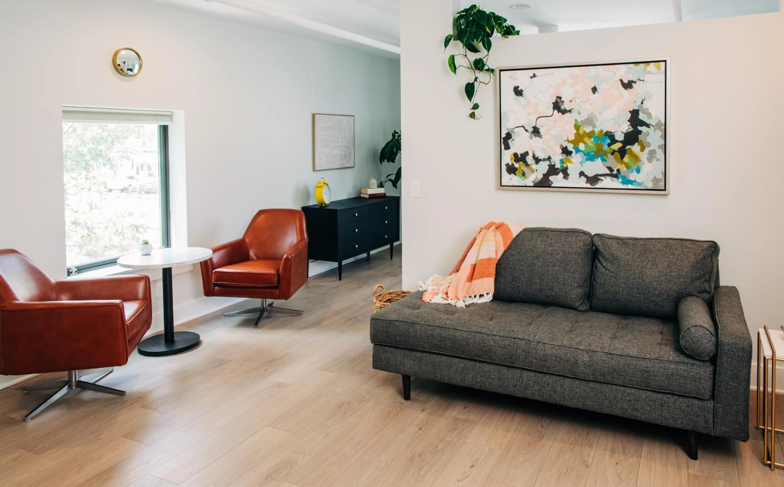 Seating area in Stellar Suites