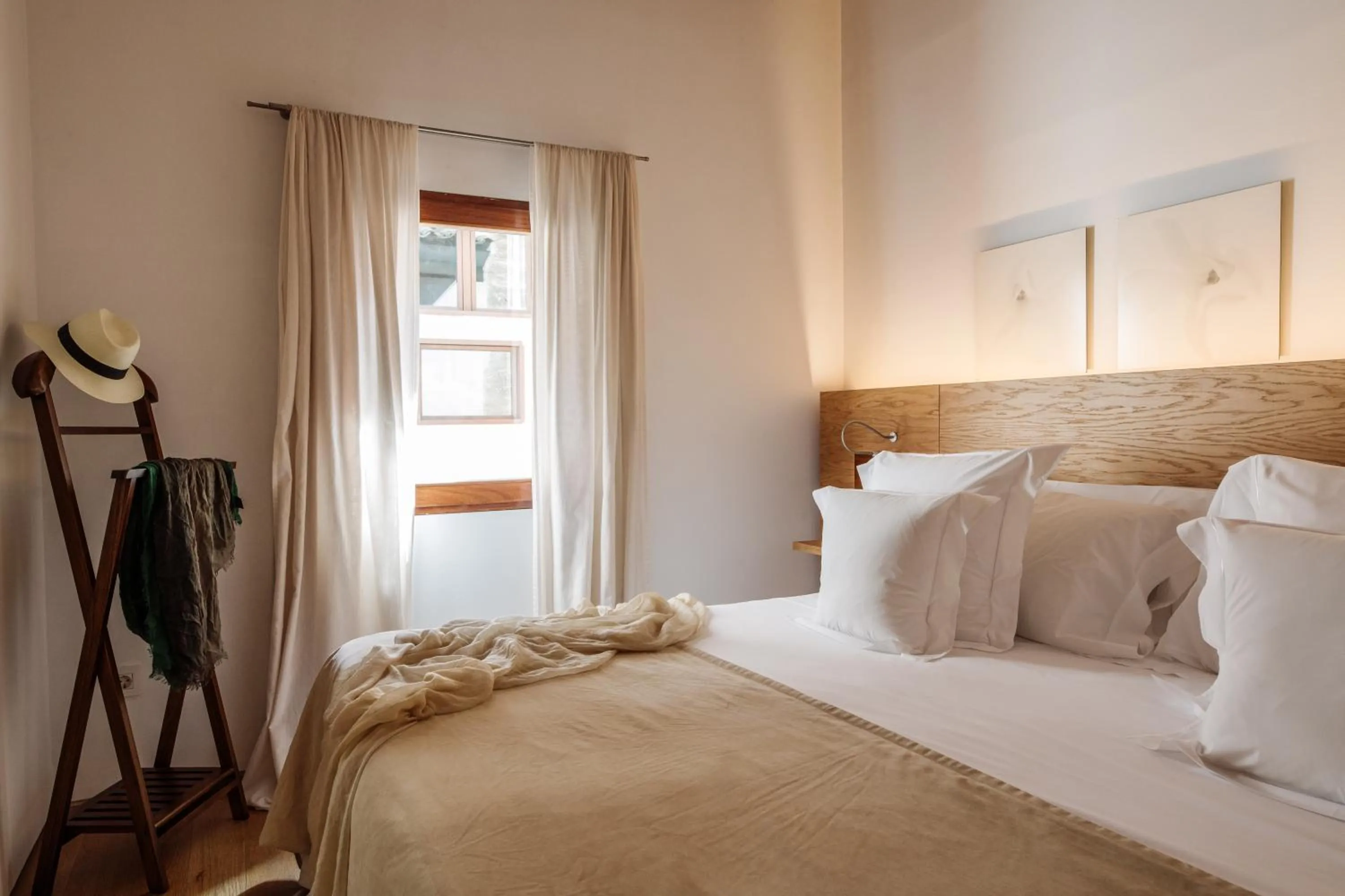 Bed in Convent de la Missio - Grand Luxury Boutique hotel, Adults Only