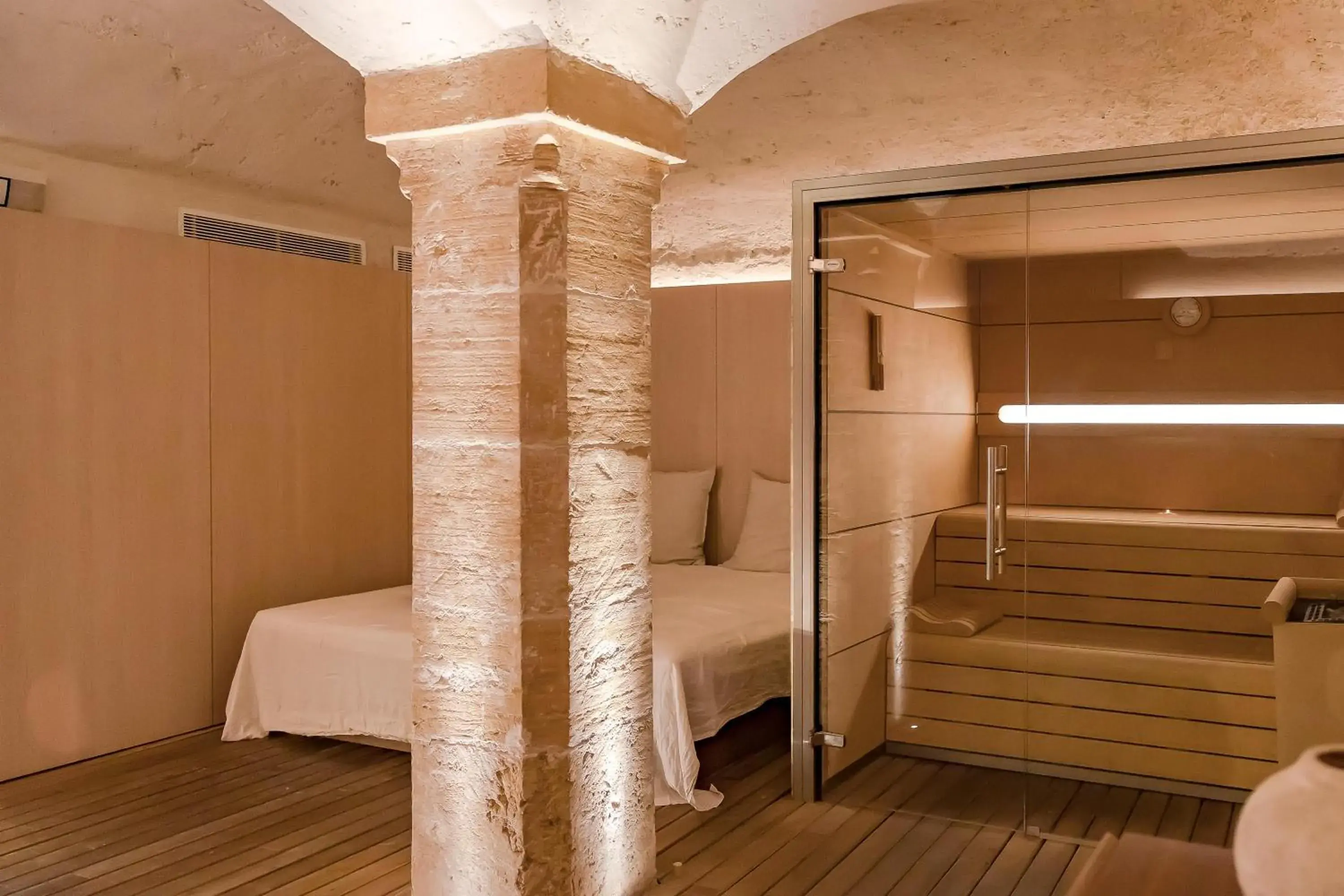 Spa and wellness centre/facilities, Bed in Convent de la Missio - Grand Luxury Boutique hotel, Adults Only Spa and wellness centre/facilities, Bed in Convent de la Missio - Grand Luxury Boutique hotel, Adults Only