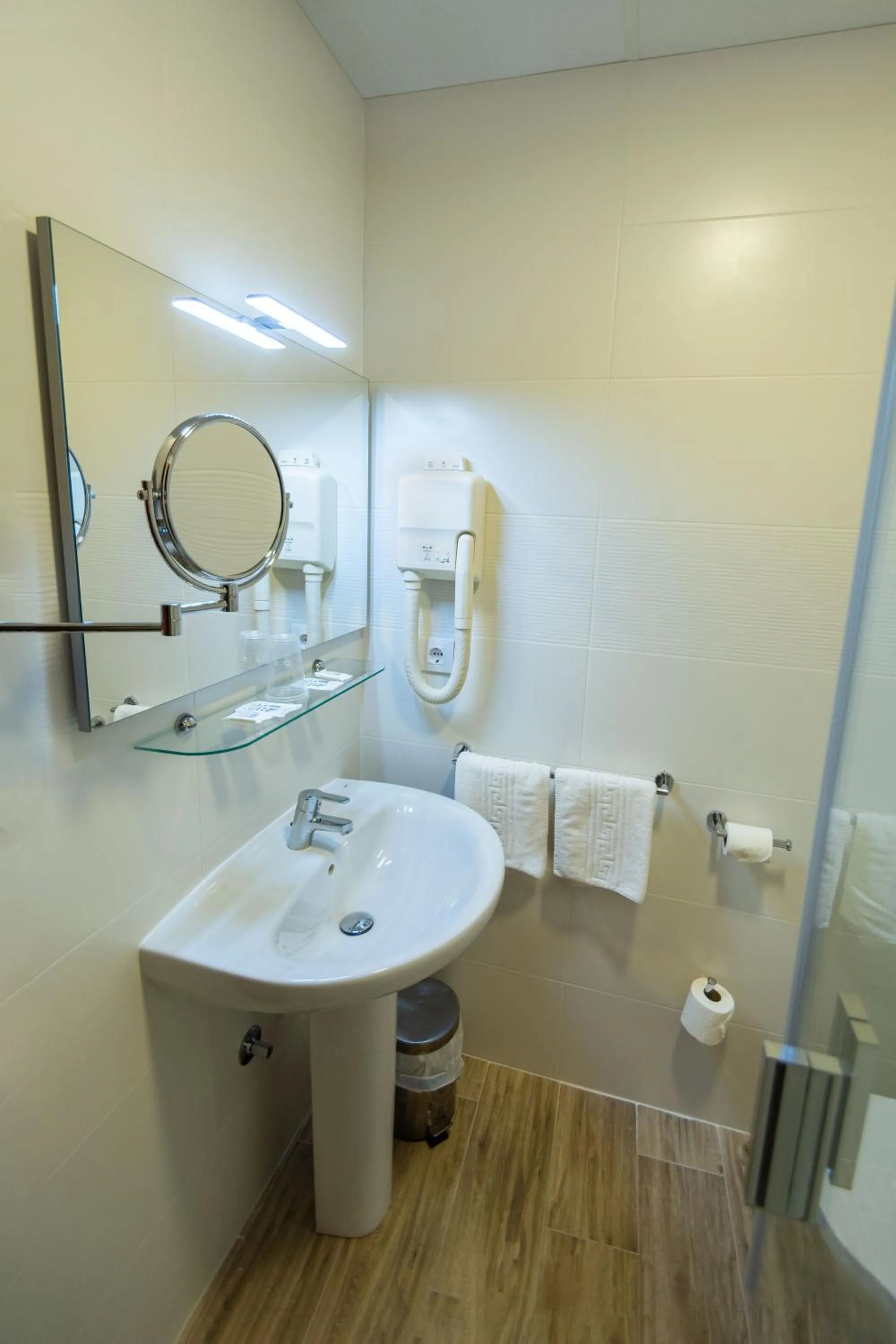 Bathroom in Hostal Loreto