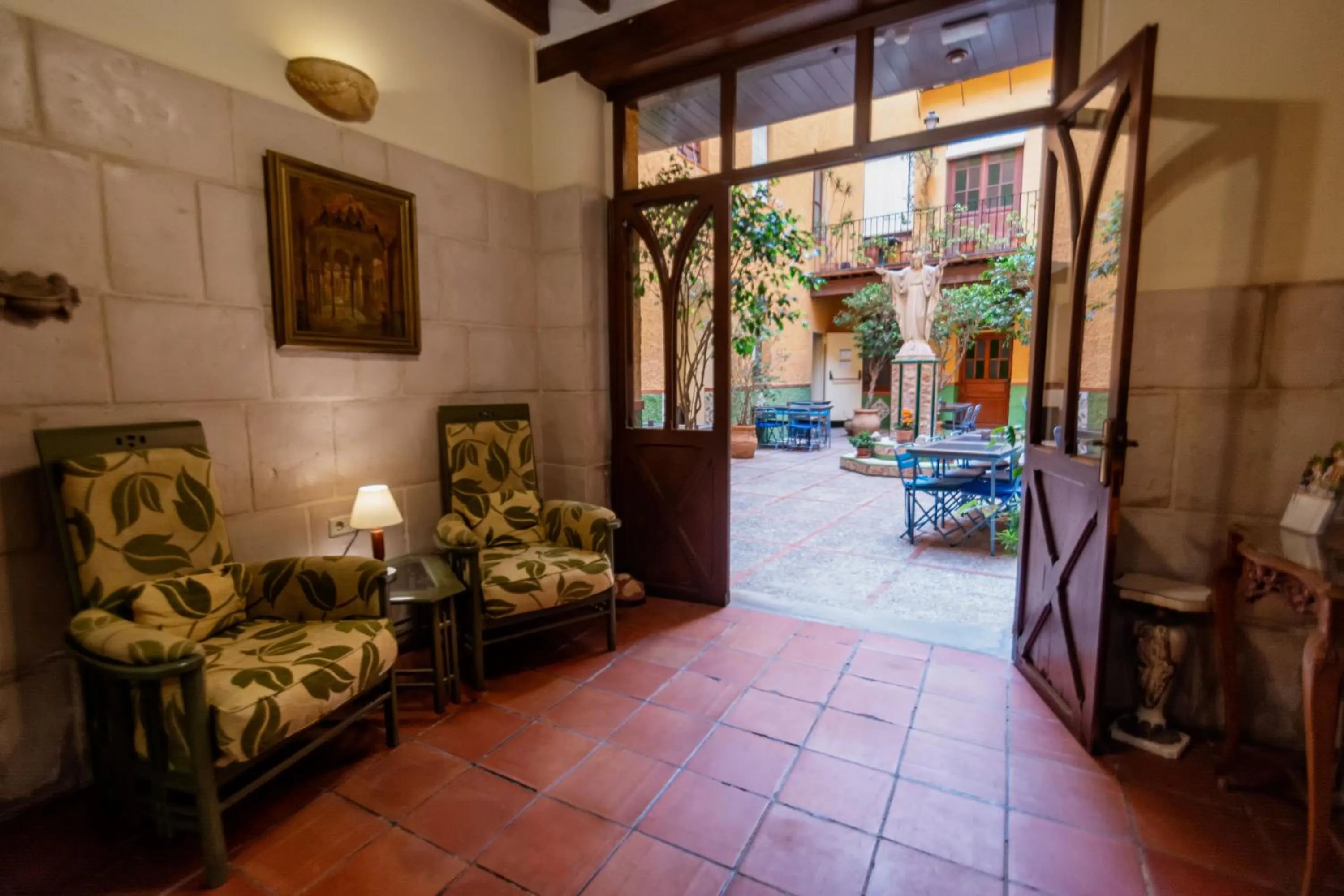 Lobby or reception in Hostal Loreto