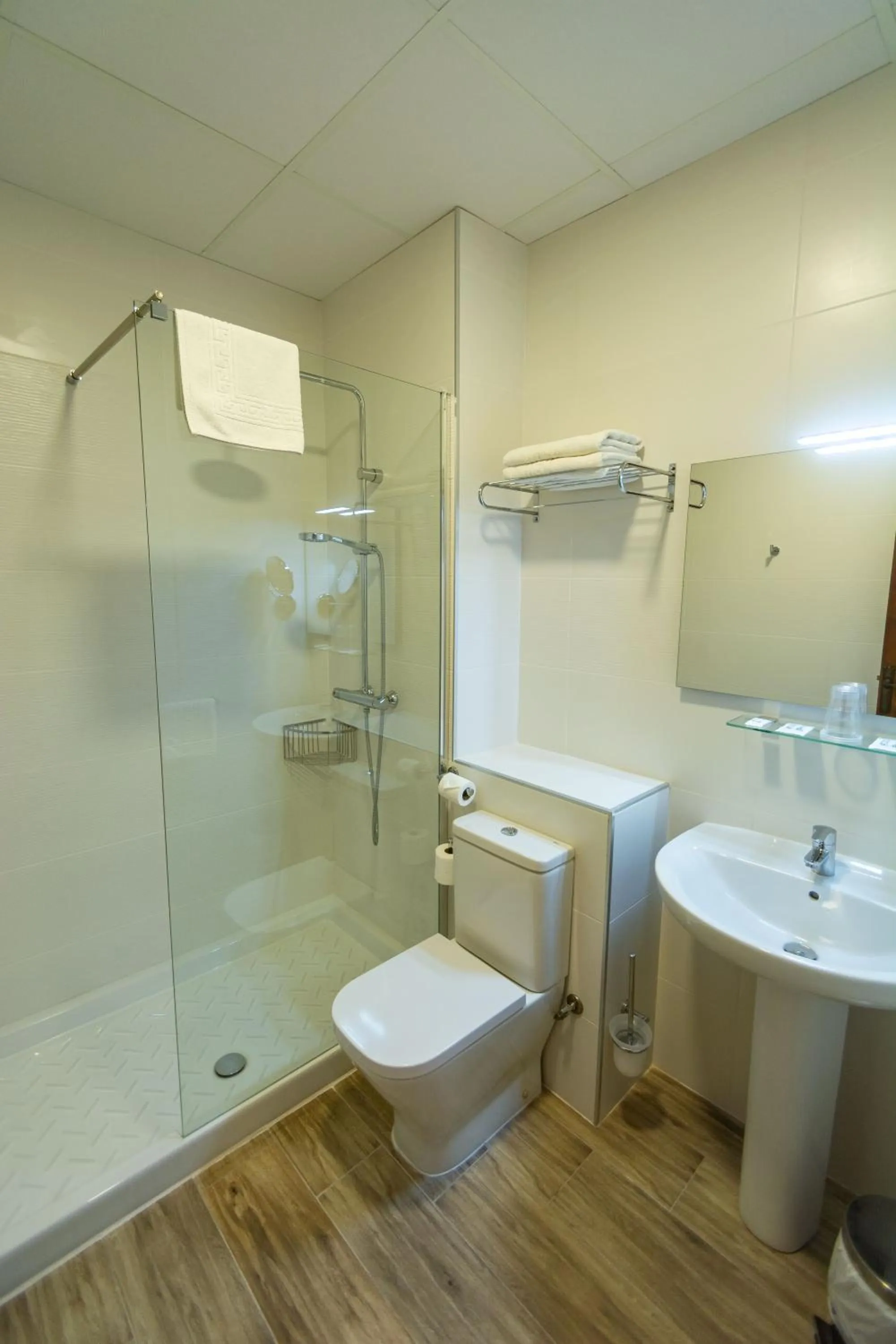 Bathroom in Hostal Loreto