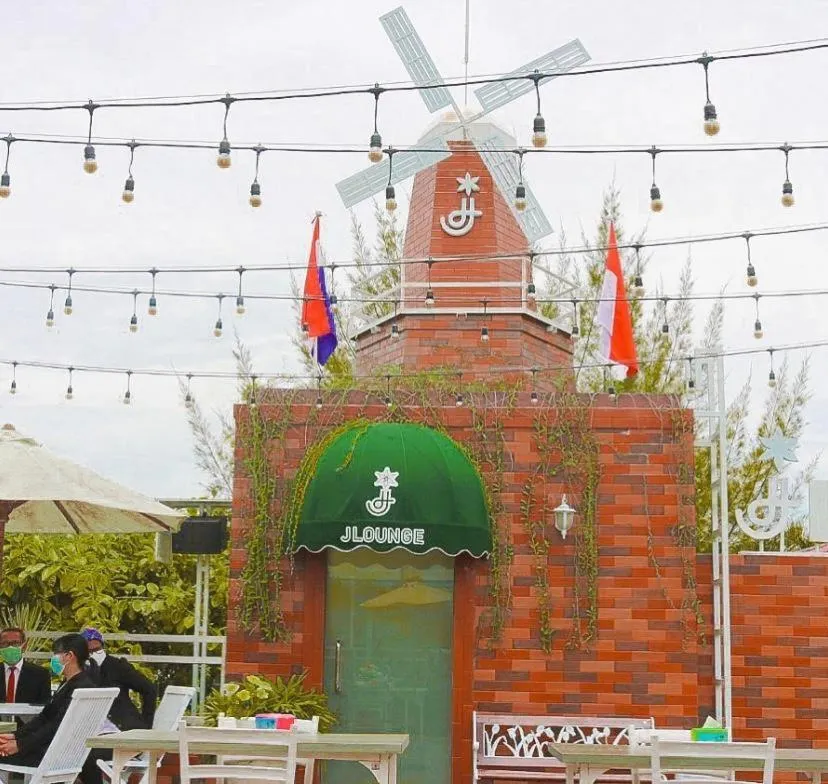 Restaurant/places to eat in Hotel Roditha Banjarbaru