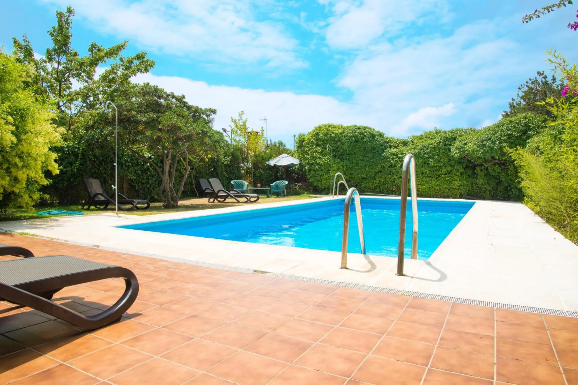Swimming pool in Hotel Doñana Blues