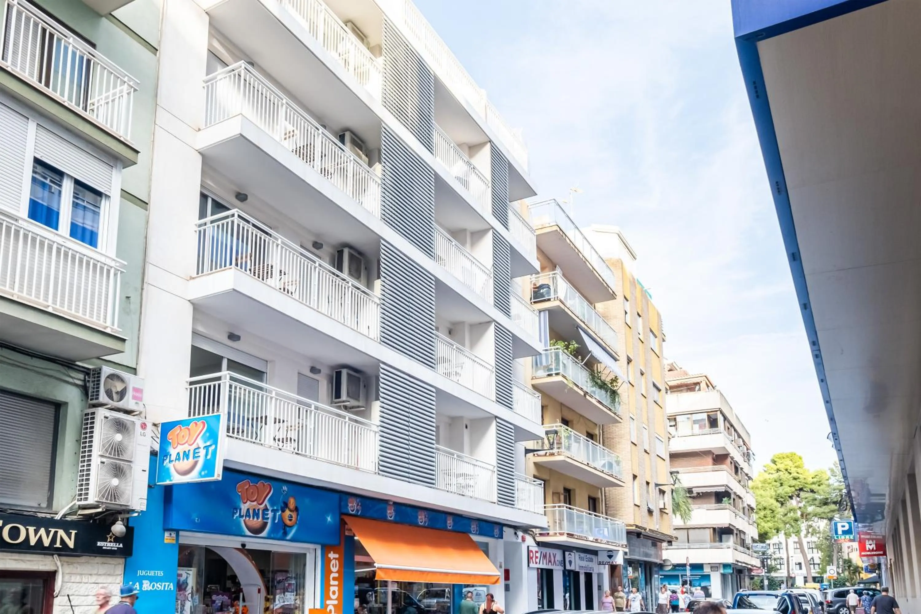 Property building in Apartamentos La Rosita Old Town