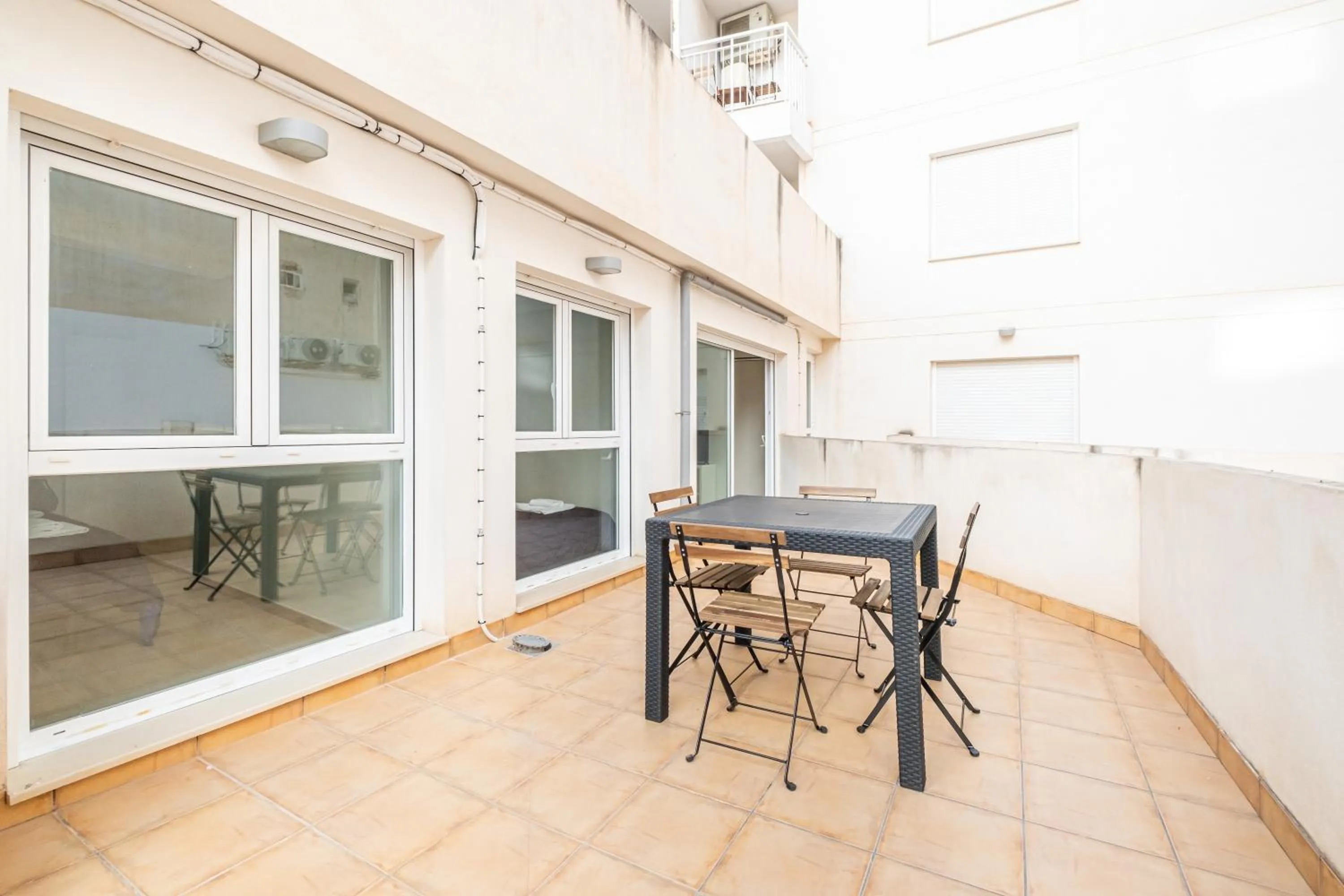 Patio in Apartamentos La Rosita Old Town