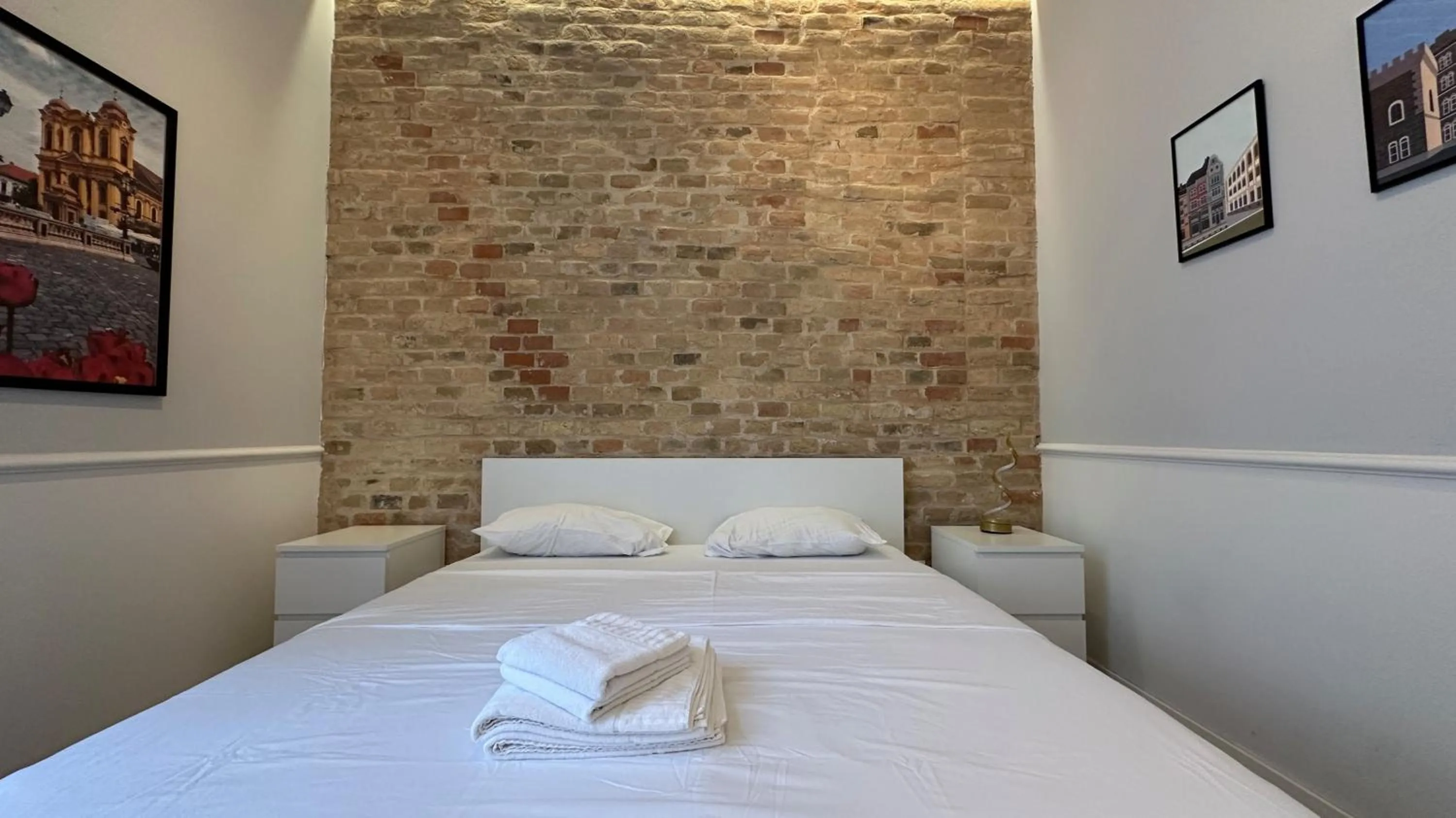 Bed in Carol Residence - ultra central - powered by NEO