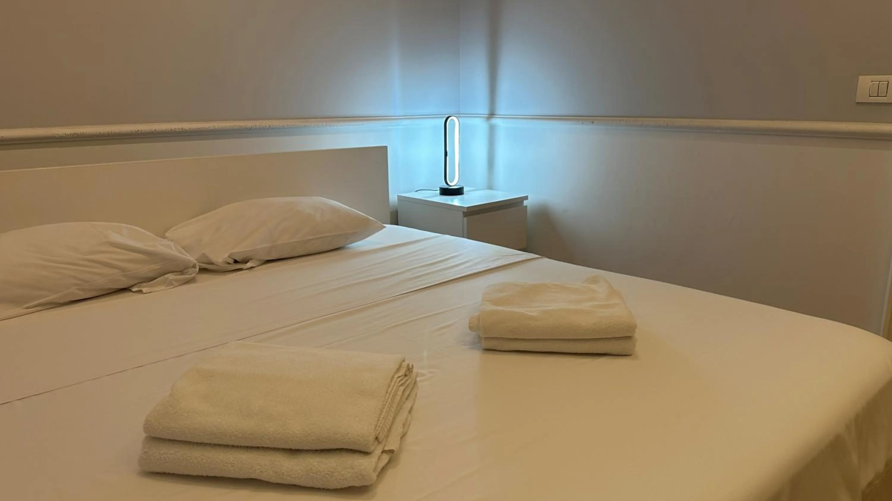 Bed in Carol Residence - ultra central - powered by NEO