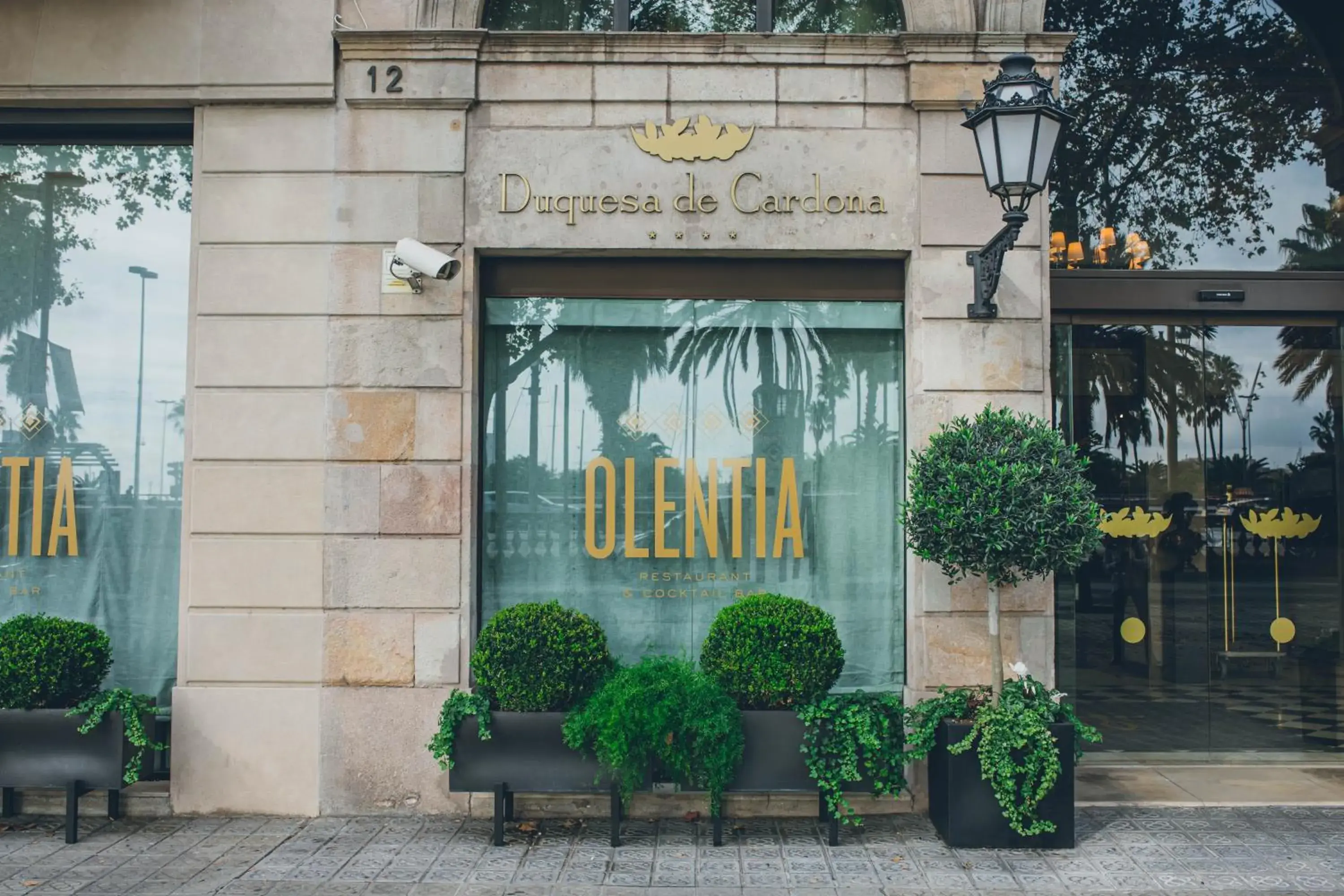 Property building in Duquesa de Cardona Hotel 4 Sup by Grup Duquessa Property building in Duquesa de Cardona Hotel 4 Sup by Grup Duquessa