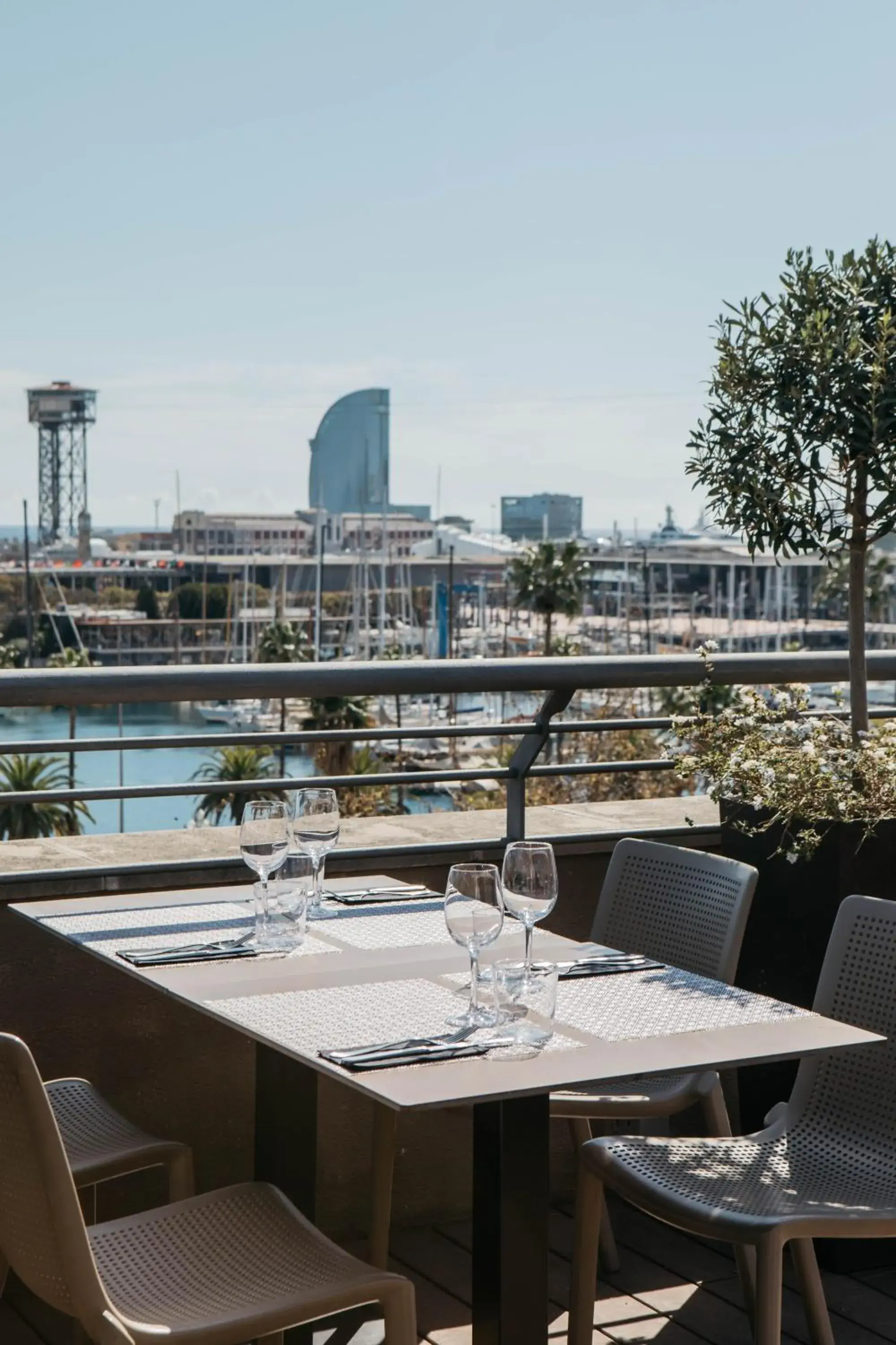 Restaurant/places to eat in Duquesa de Cardona Hotel 4 Sup by Grup Duquessa Restaurant/places to eat in Duquesa de Cardona Hotel 4 Sup by Grup Duquessa