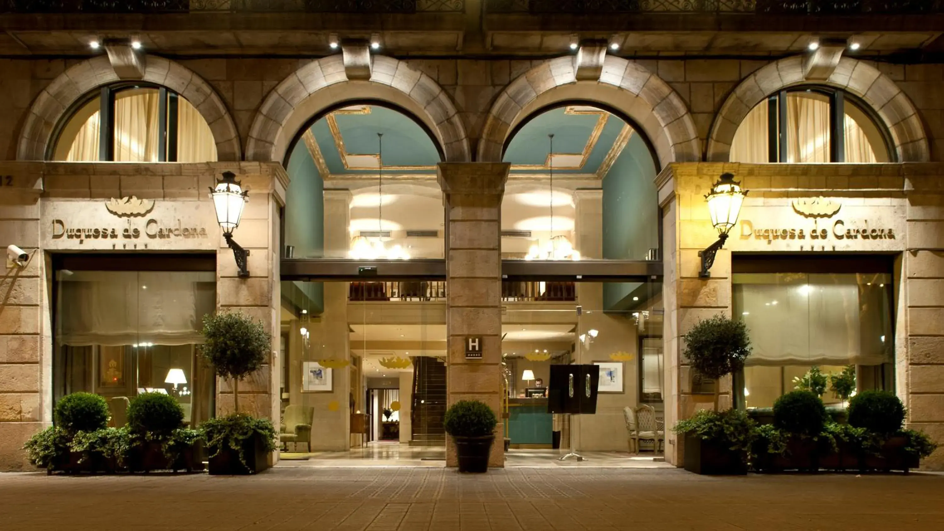 Lobby or reception in Duquesa de Cardona Hotel 4 Sup by Grup Duquessa Lobby or reception in Duquesa de Cardona Hotel 4 Sup by Grup Duquessa