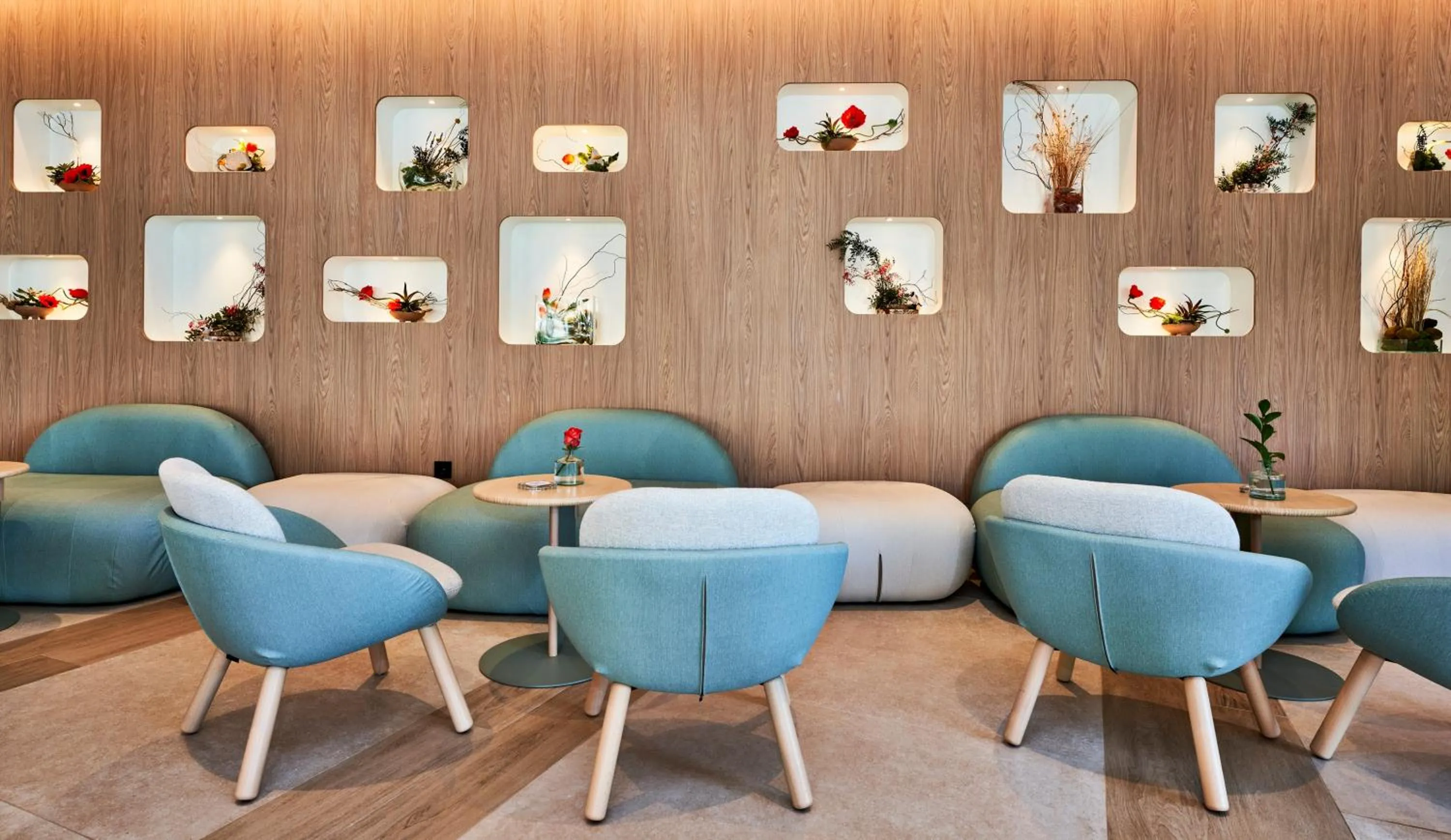 Lounge or bar in Hotel Serrano Palace