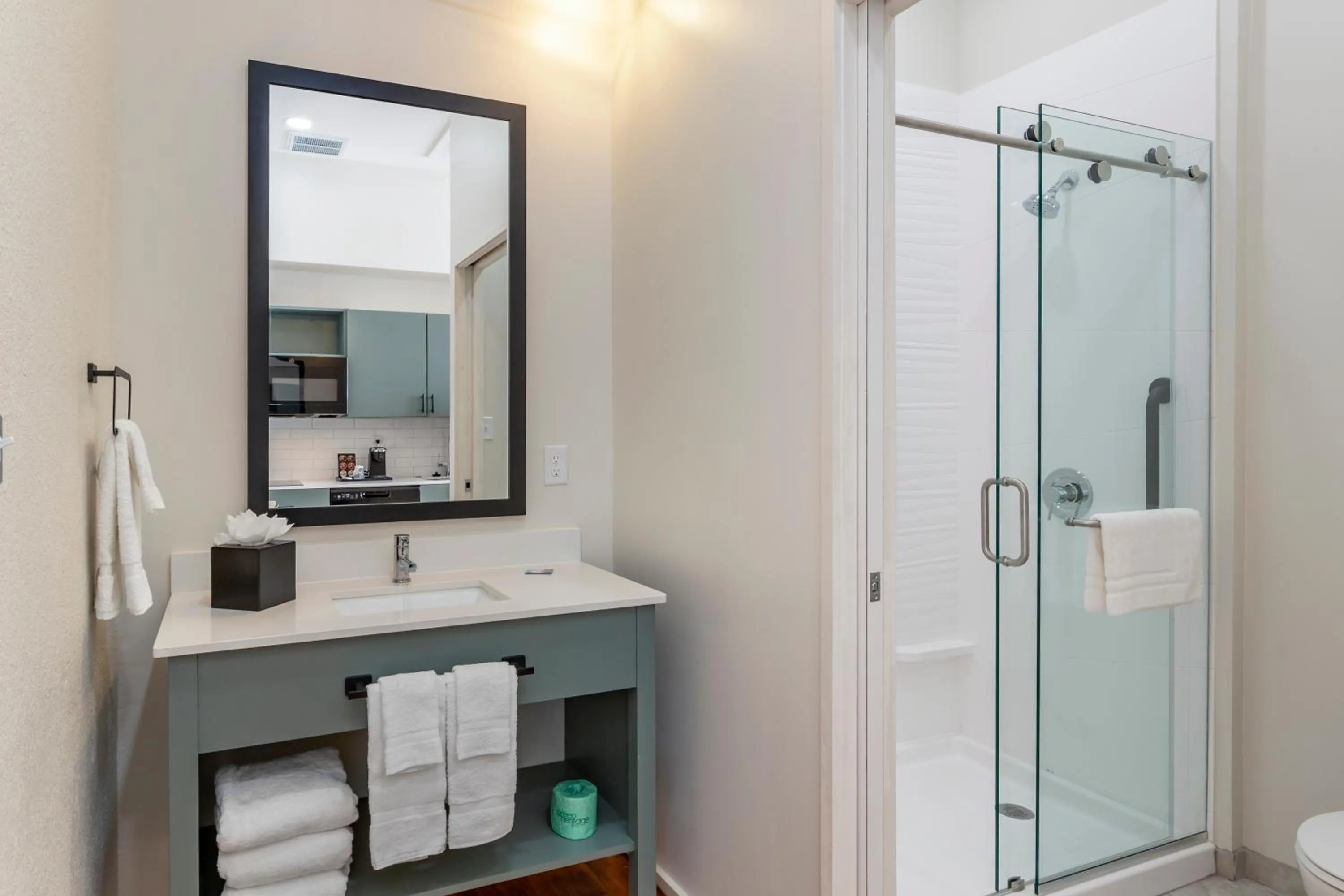 Shower in Inn at Blackstone