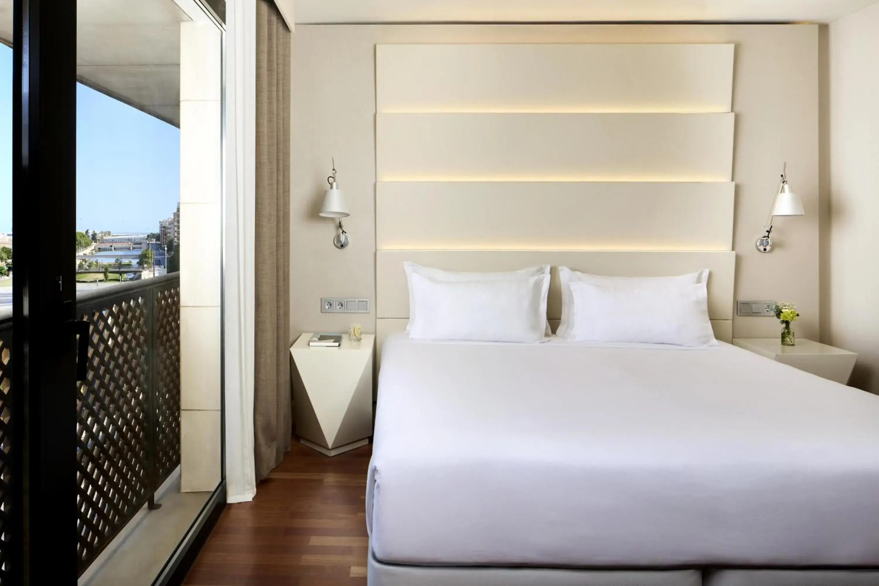 Bedroom, Bed in NH Málaga Bedroom, Bed in NH Málaga