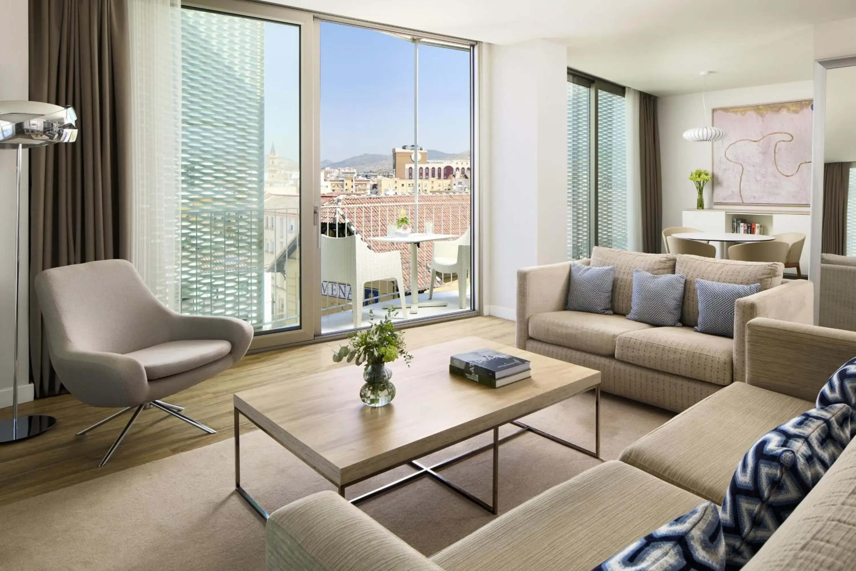 Photo of the whole room in NH Málaga Photo of the whole room in NH Málaga