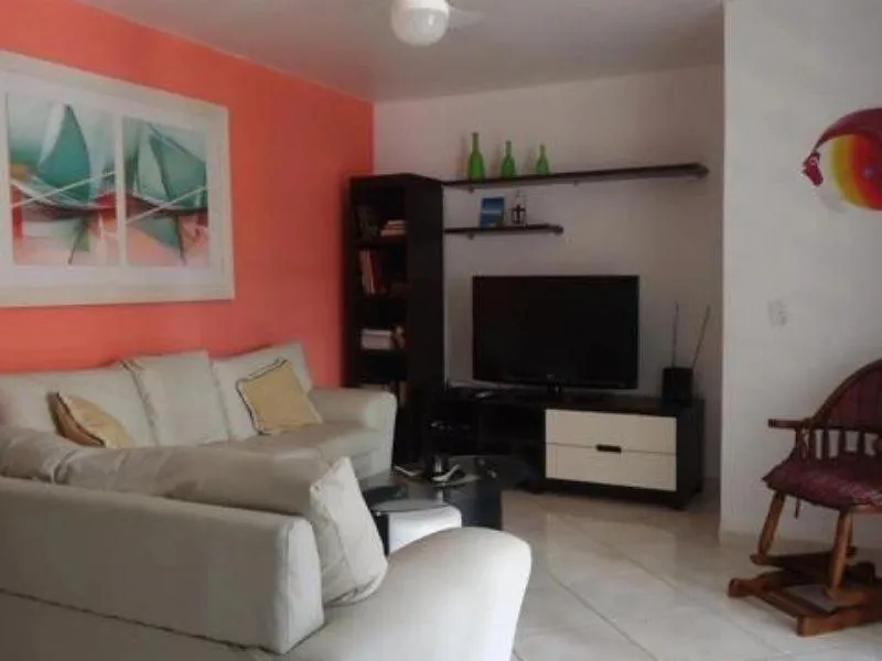 Apartamento Charmoso a 100 m da PG Arraial do Cabo
