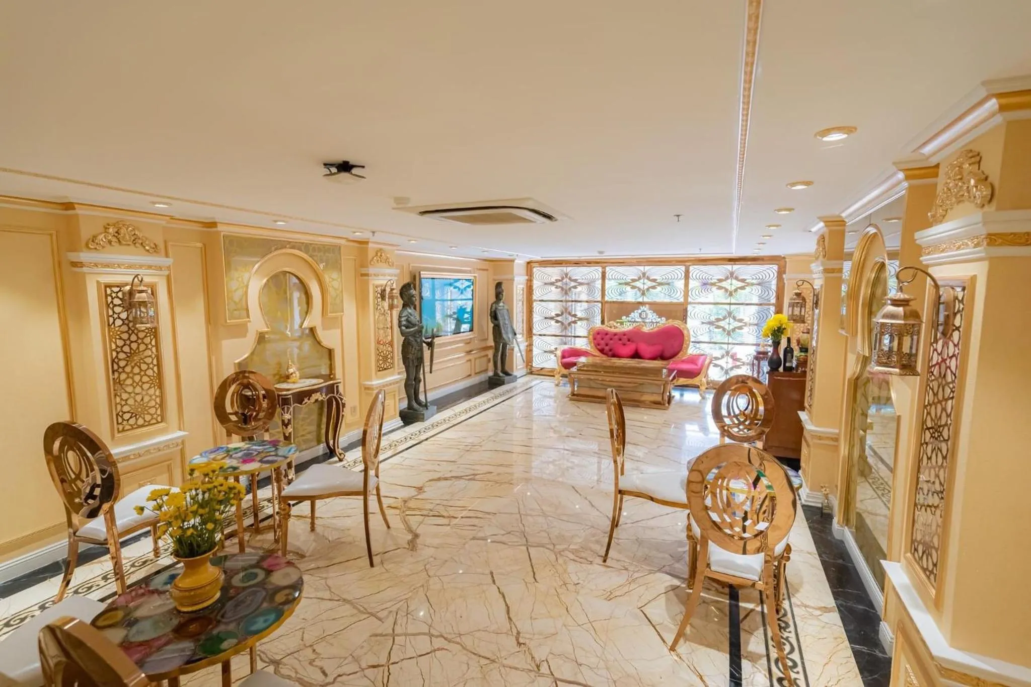 Enjoy Boutique Saigon Hotel