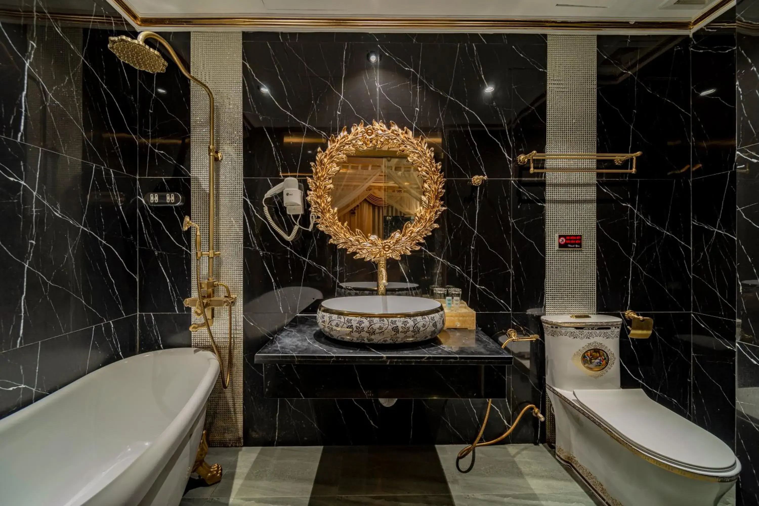 Enjoy Boutique Saigon Hotel Enjoy Boutique Saigon Hotel