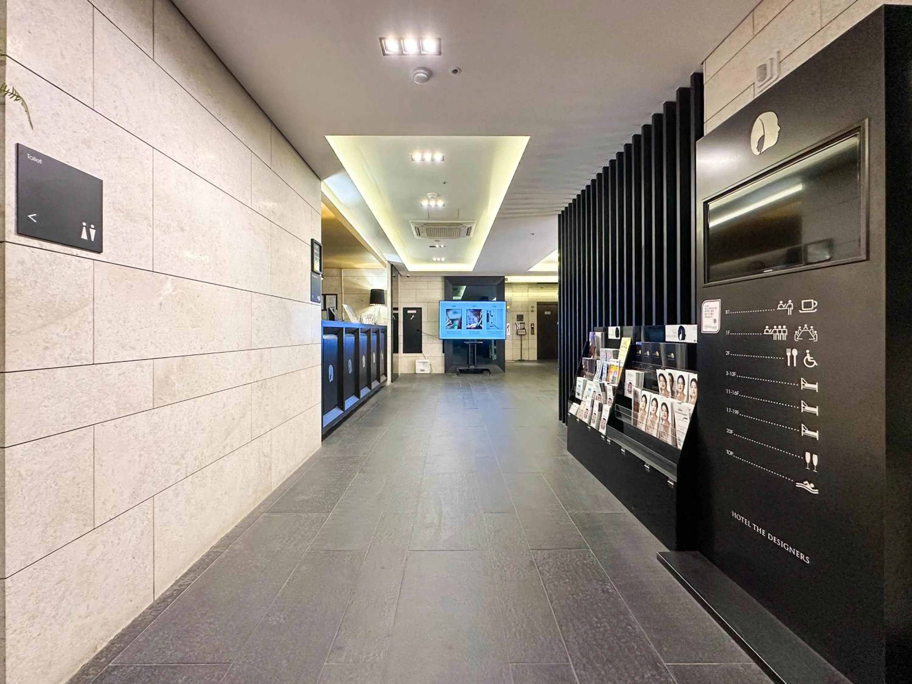 Lobby or reception in Hotel The Designers Incheon