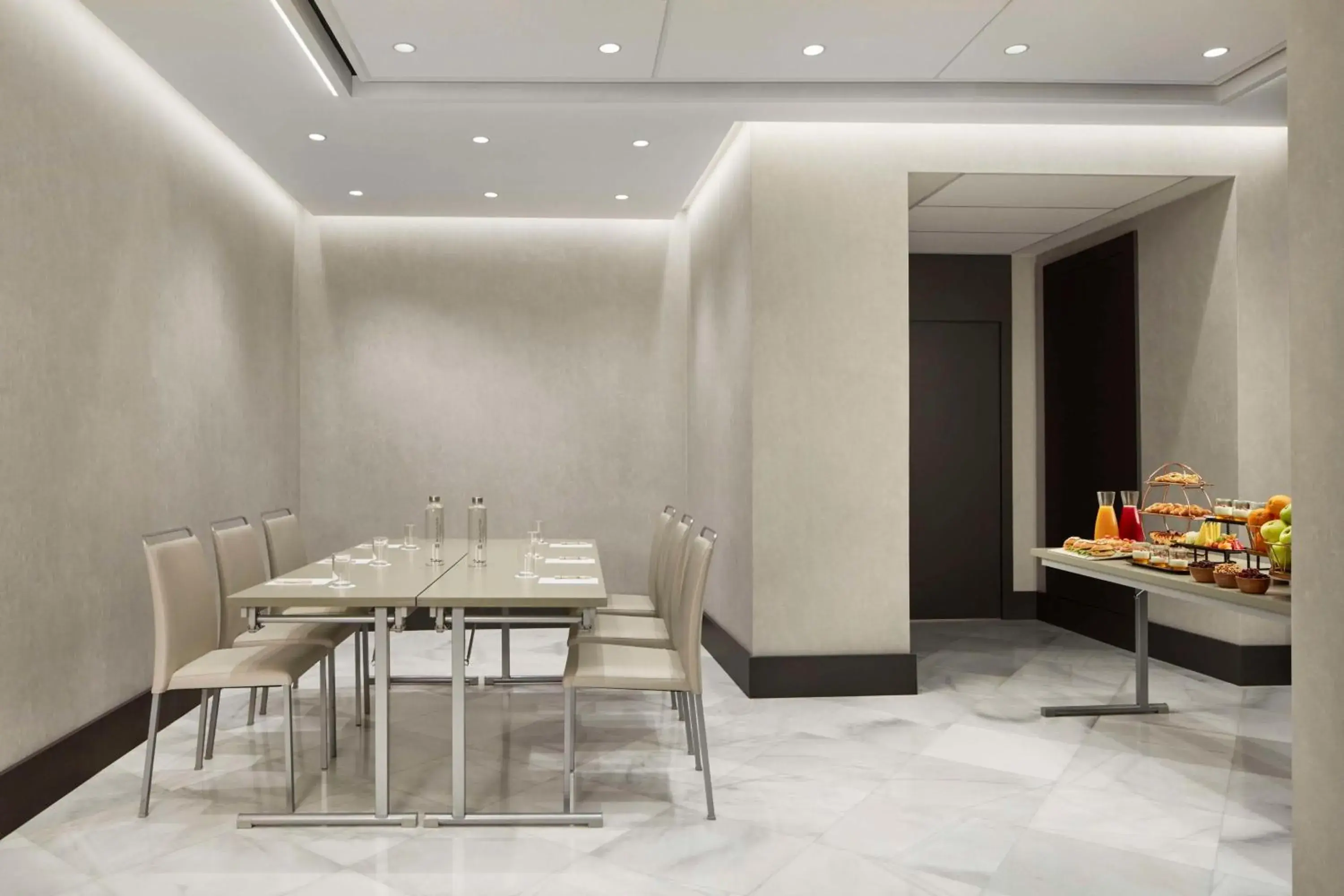 Meeting/conference room in NH Collection Amistad Córdoba Meeting/conference room in NH Collection Amistad Córdoba