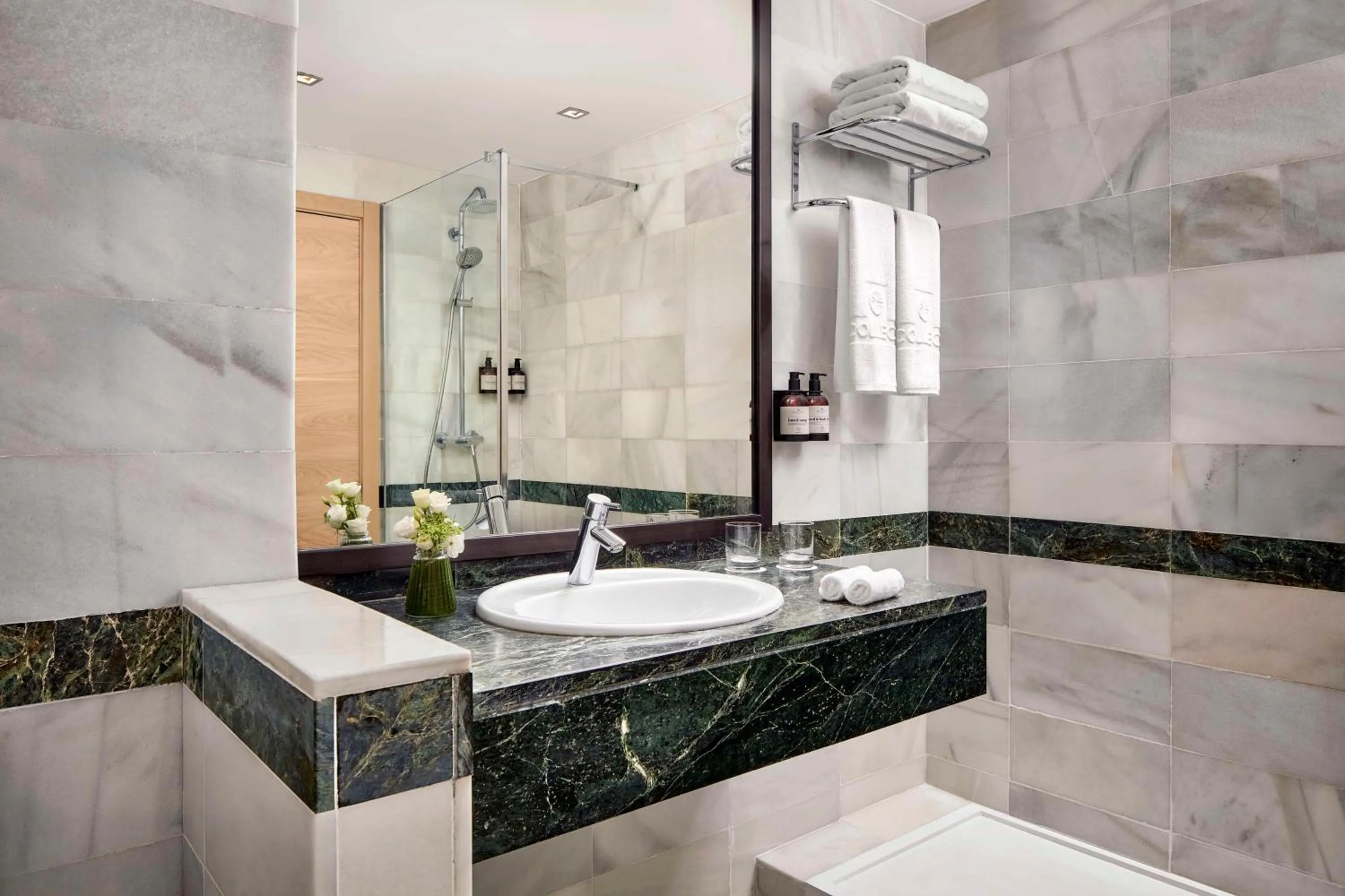 Bathroom in NH Collection Amistad Córdoba