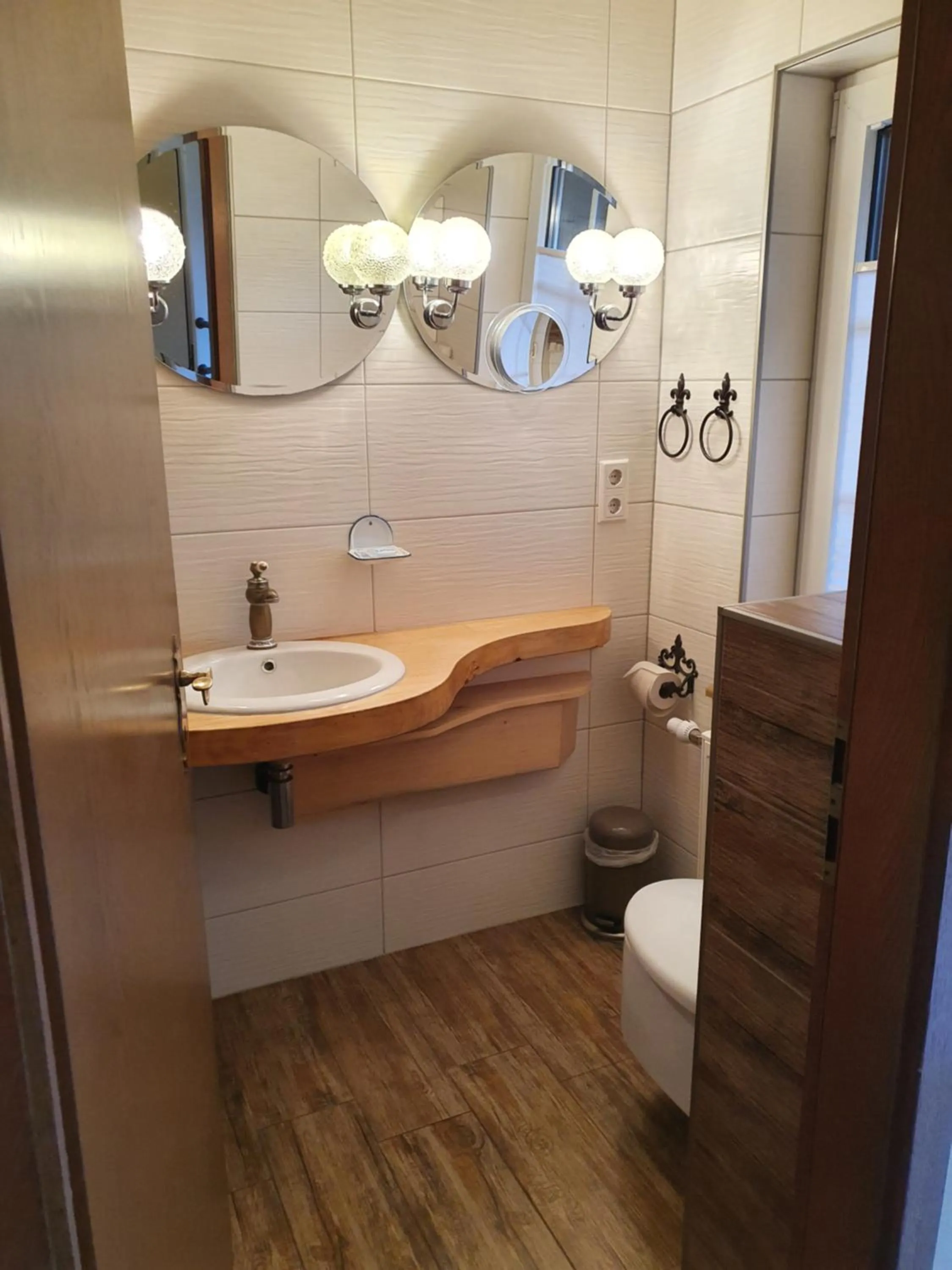 Bathroom in Pension zum Holzpantoffelmacher