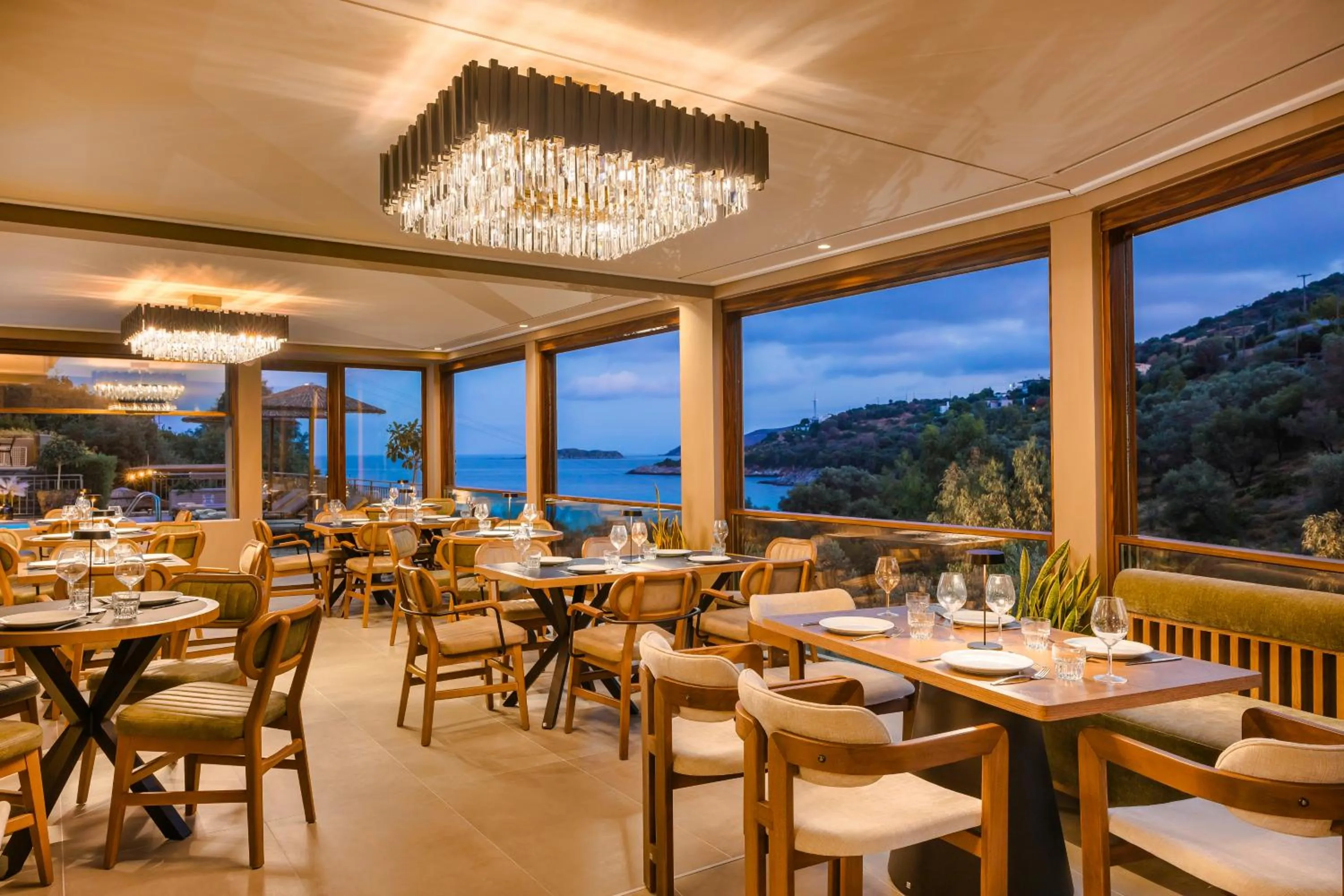 Restaurant/places to eat in Paramithenio Village Beach Resort & Spa