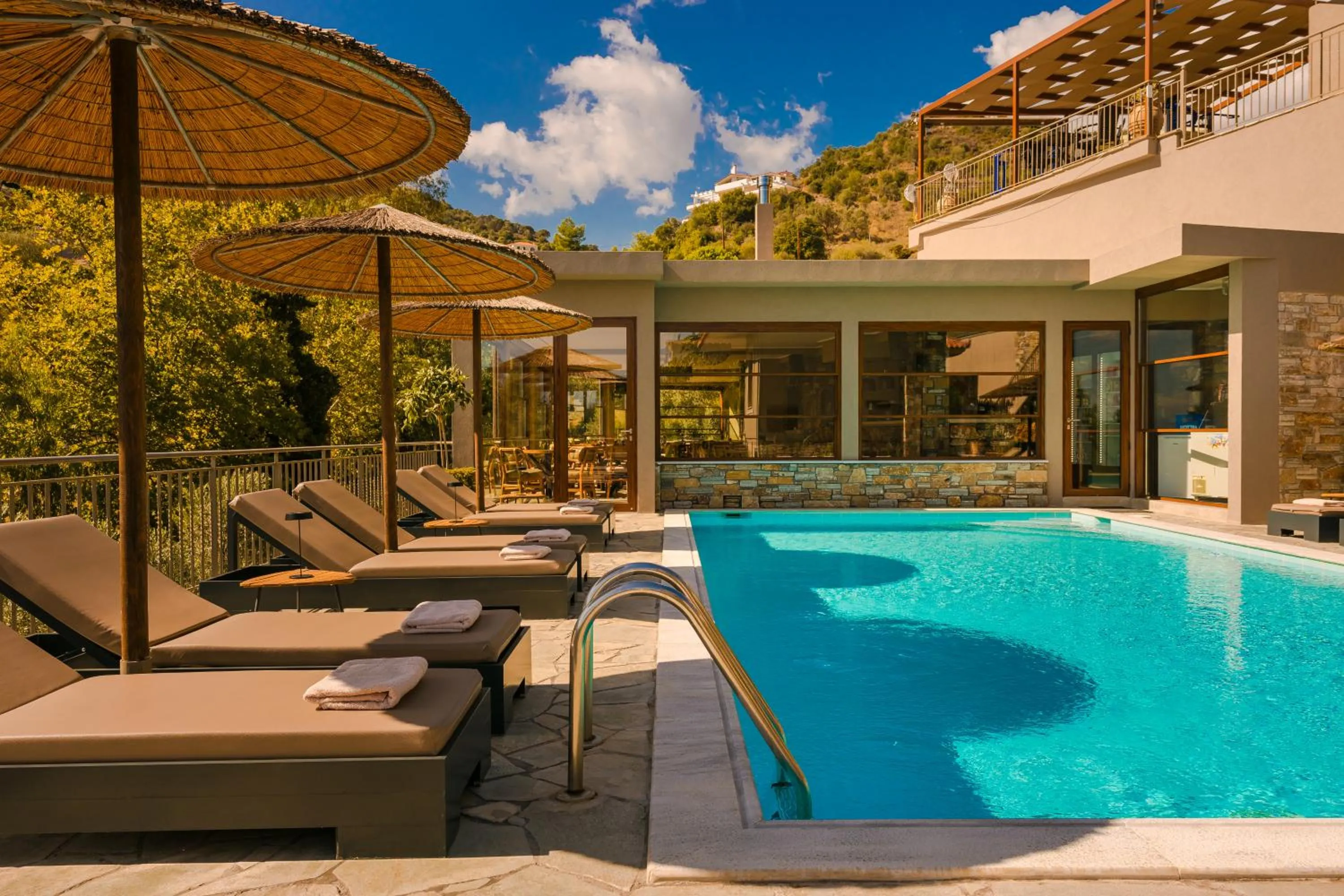 Paramithenio Village Beach Resort & Spa